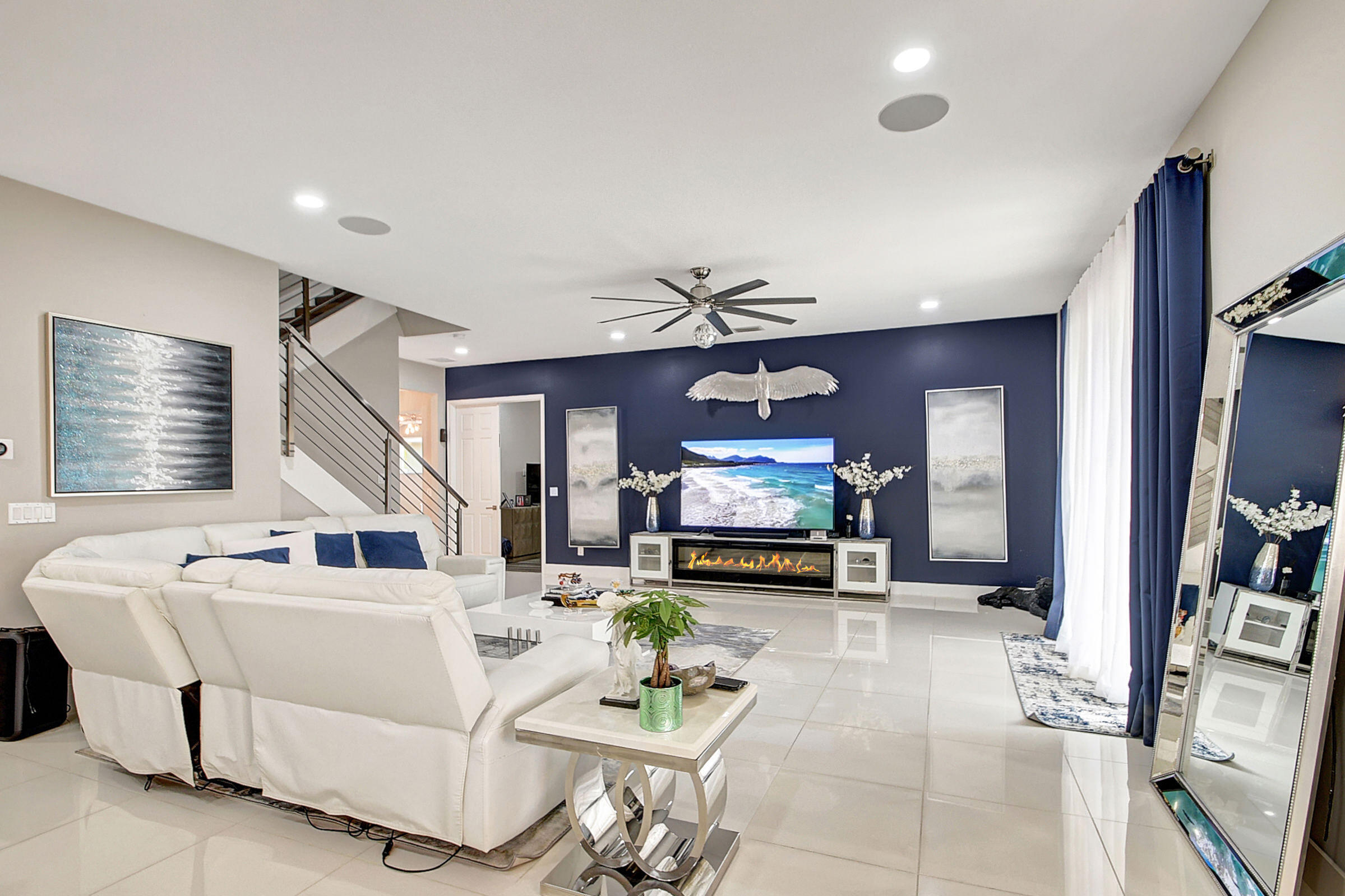 DILLRUN ESTATES - Residential Lease