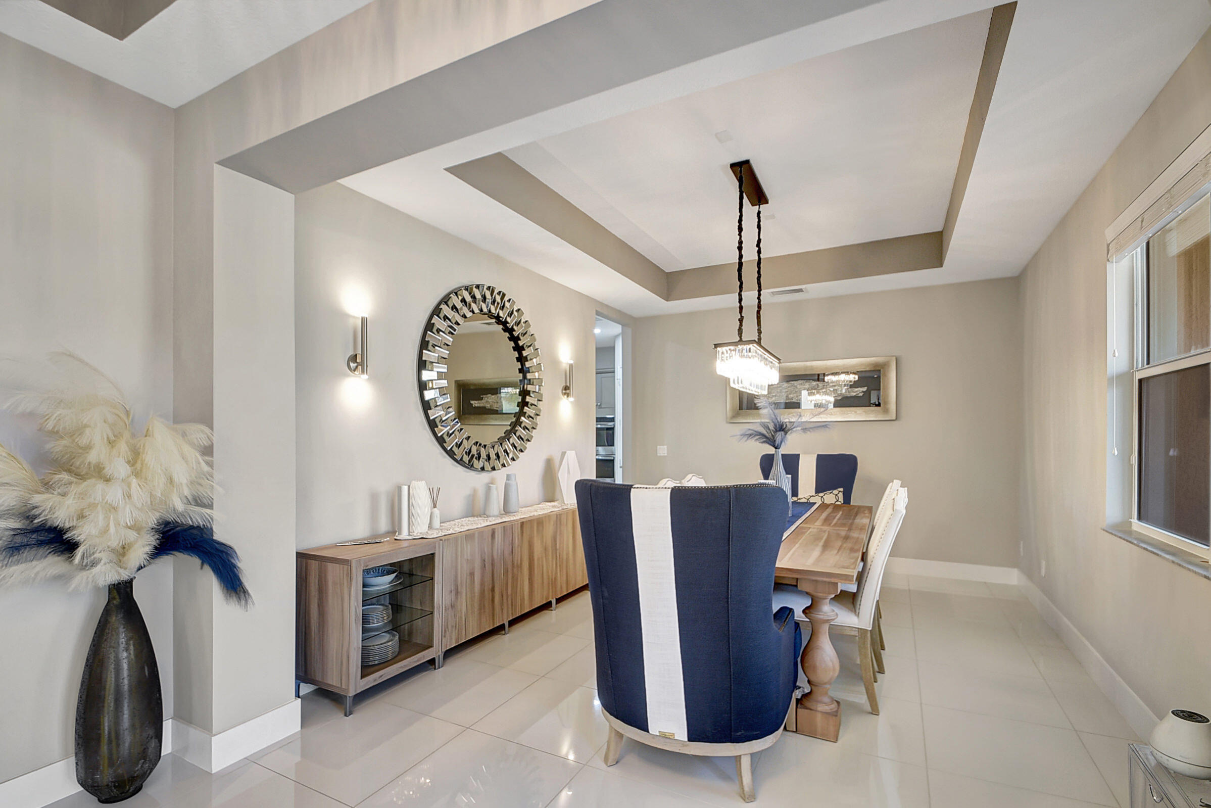 DILLRUN ESTATES - Residential Lease