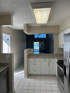 CYPRESS SHORES - Residential Lease