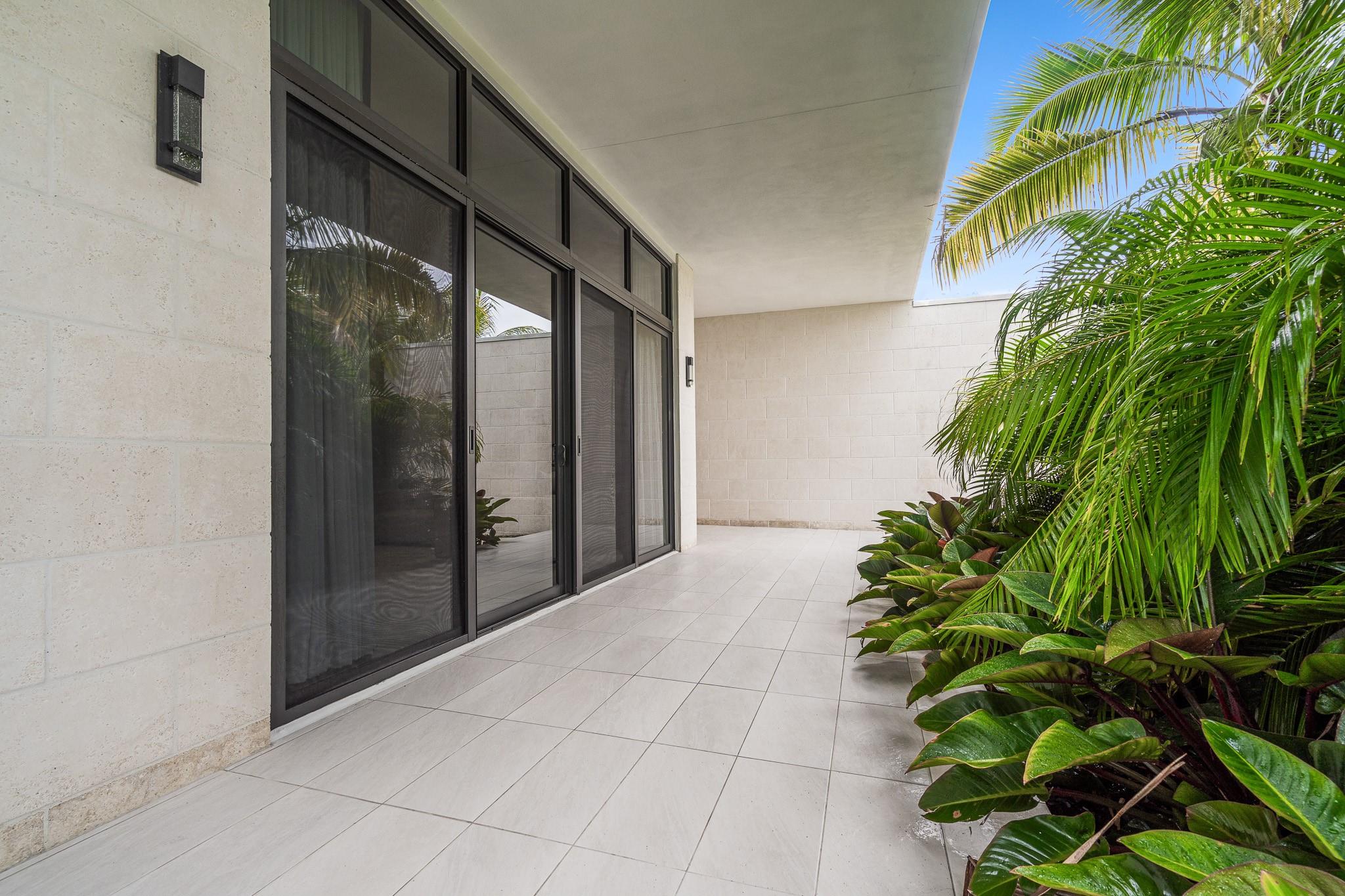 WESTON ESTATES - Residential