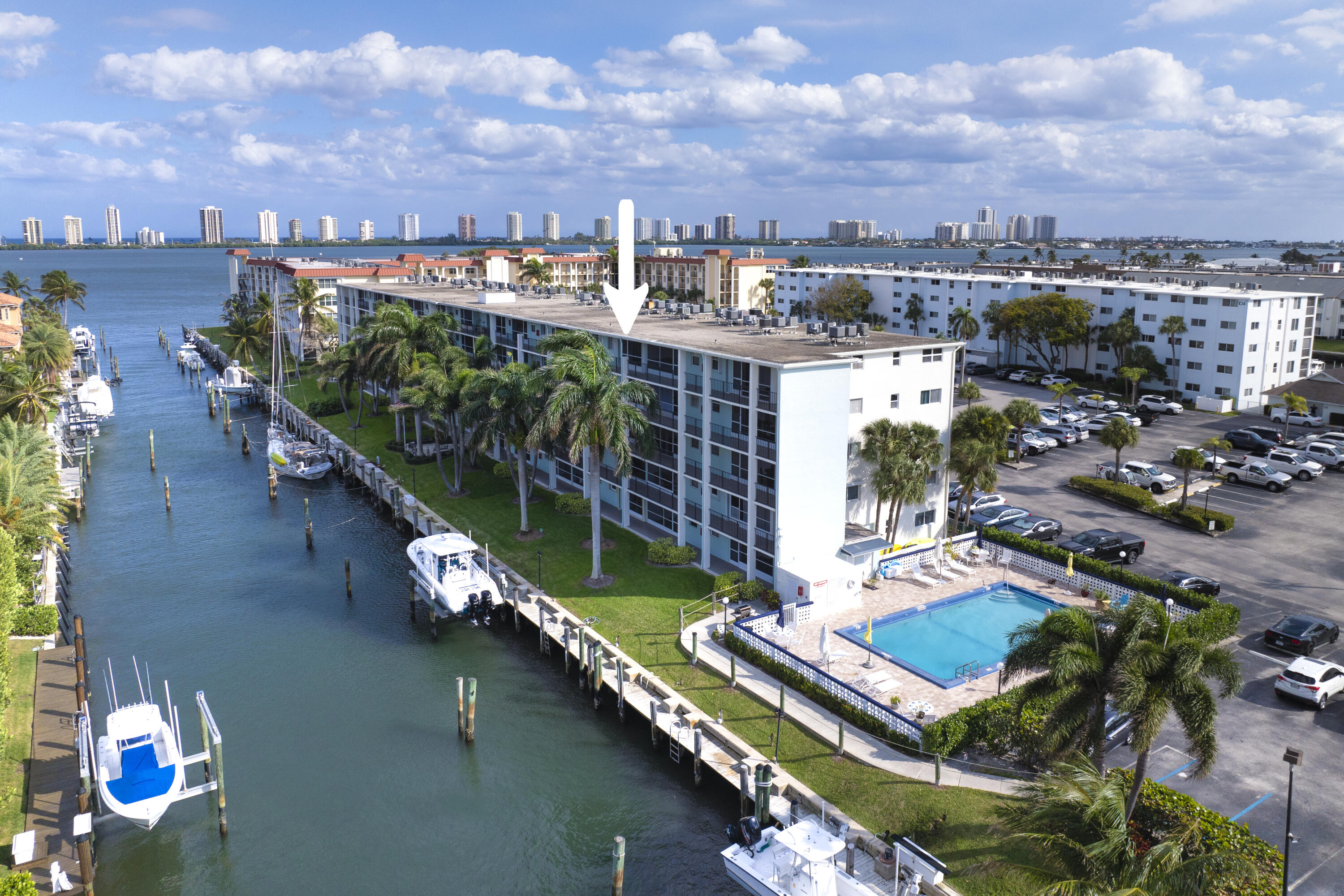 SCHOONER BAY CONDO - Residential