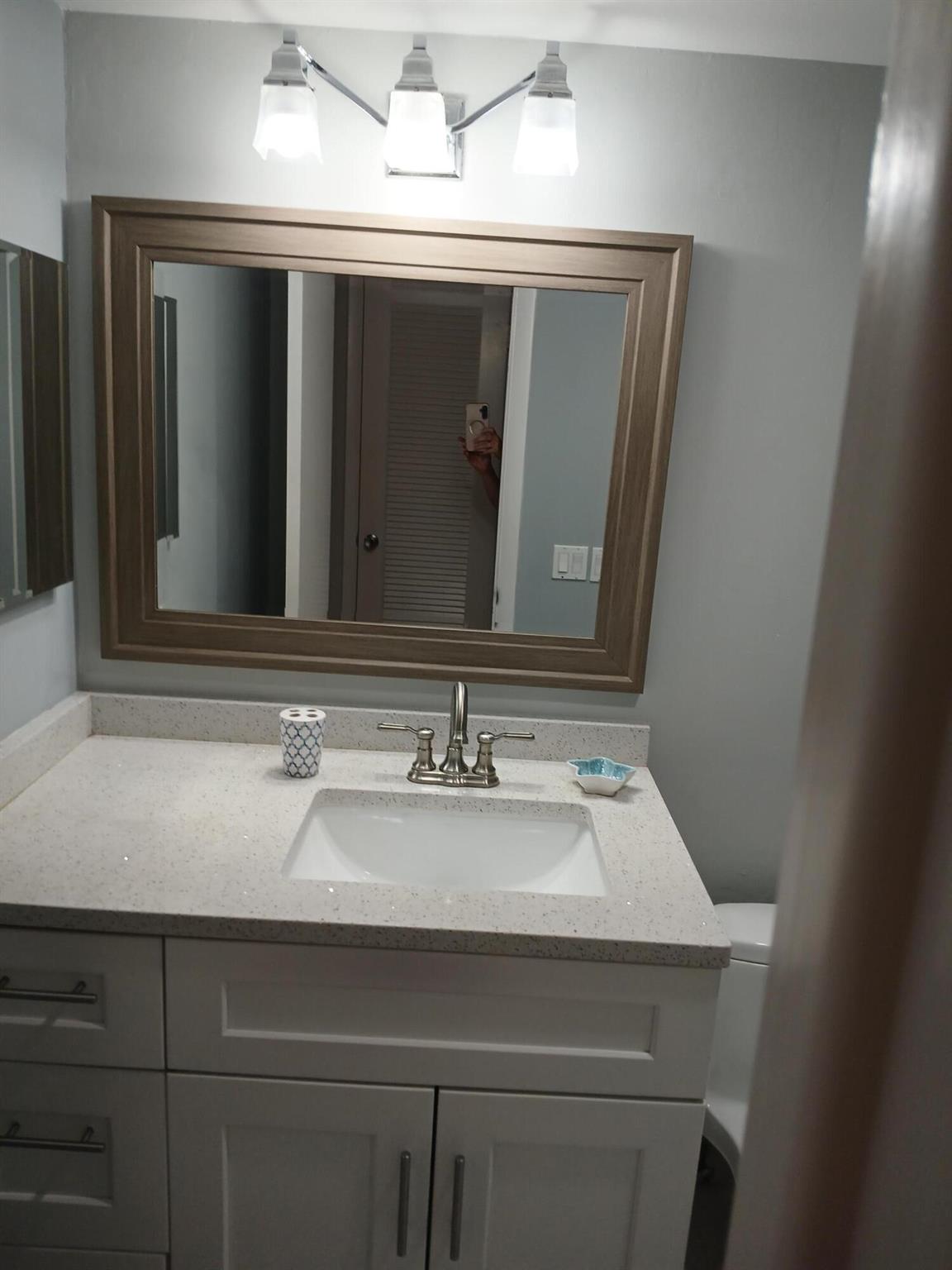 FOUNTAINS OF PALM BEACH CONDO 4 - Residential Lease