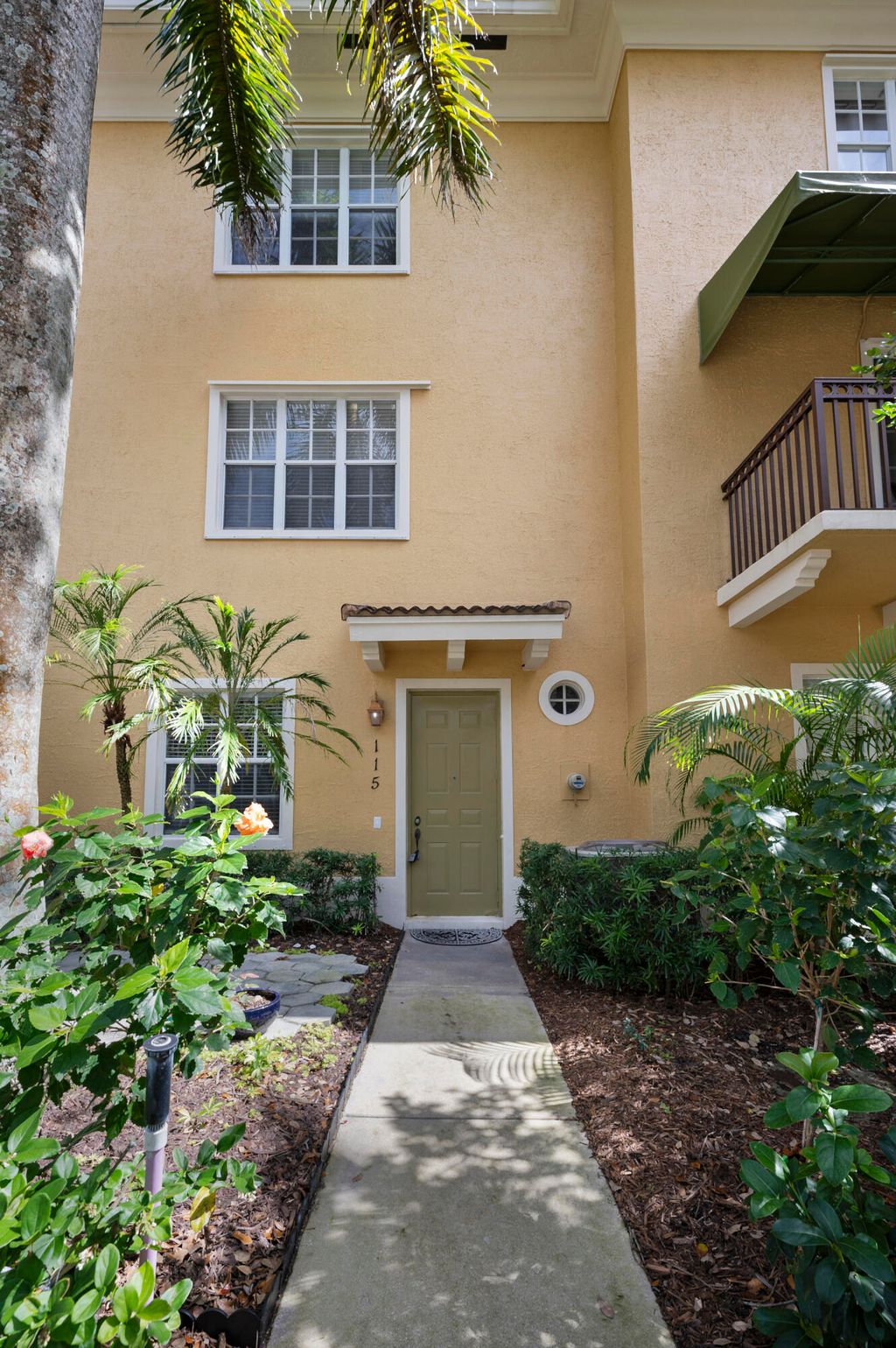 Photo of 115 Apalachee Lane, Jupiter, FL 33458 (MLS # R10962558)