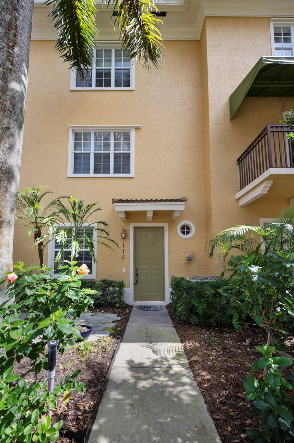 Photo of 115 Apalachee Lane, Jupiter, FL 33458 (MLS # R10962558)