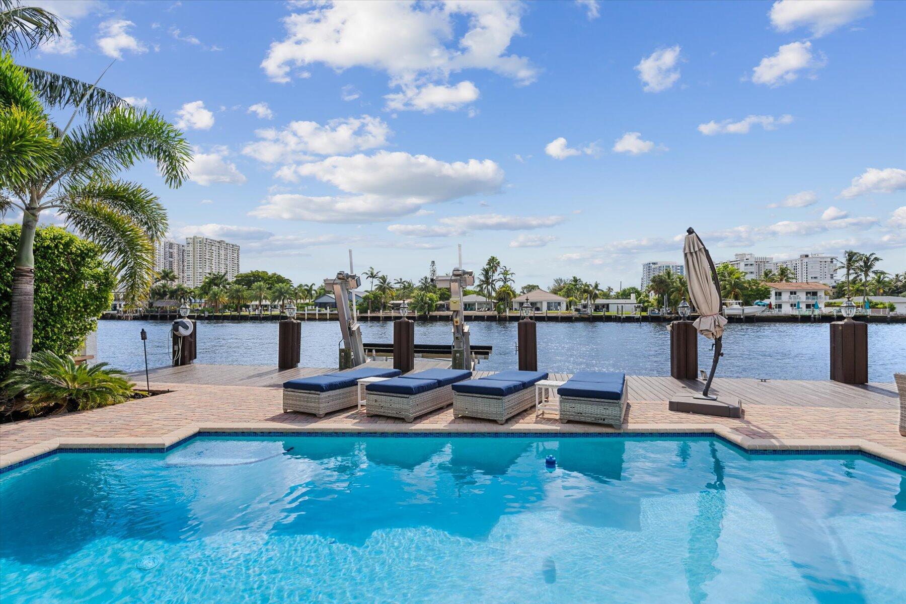 CYPRESS POINT - Residential