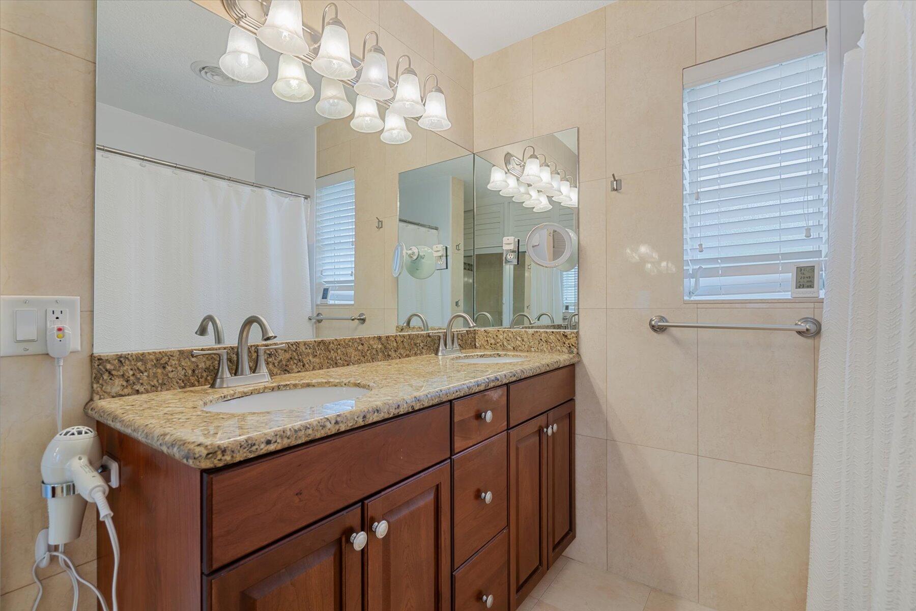 CYPRESS POINT - Residential