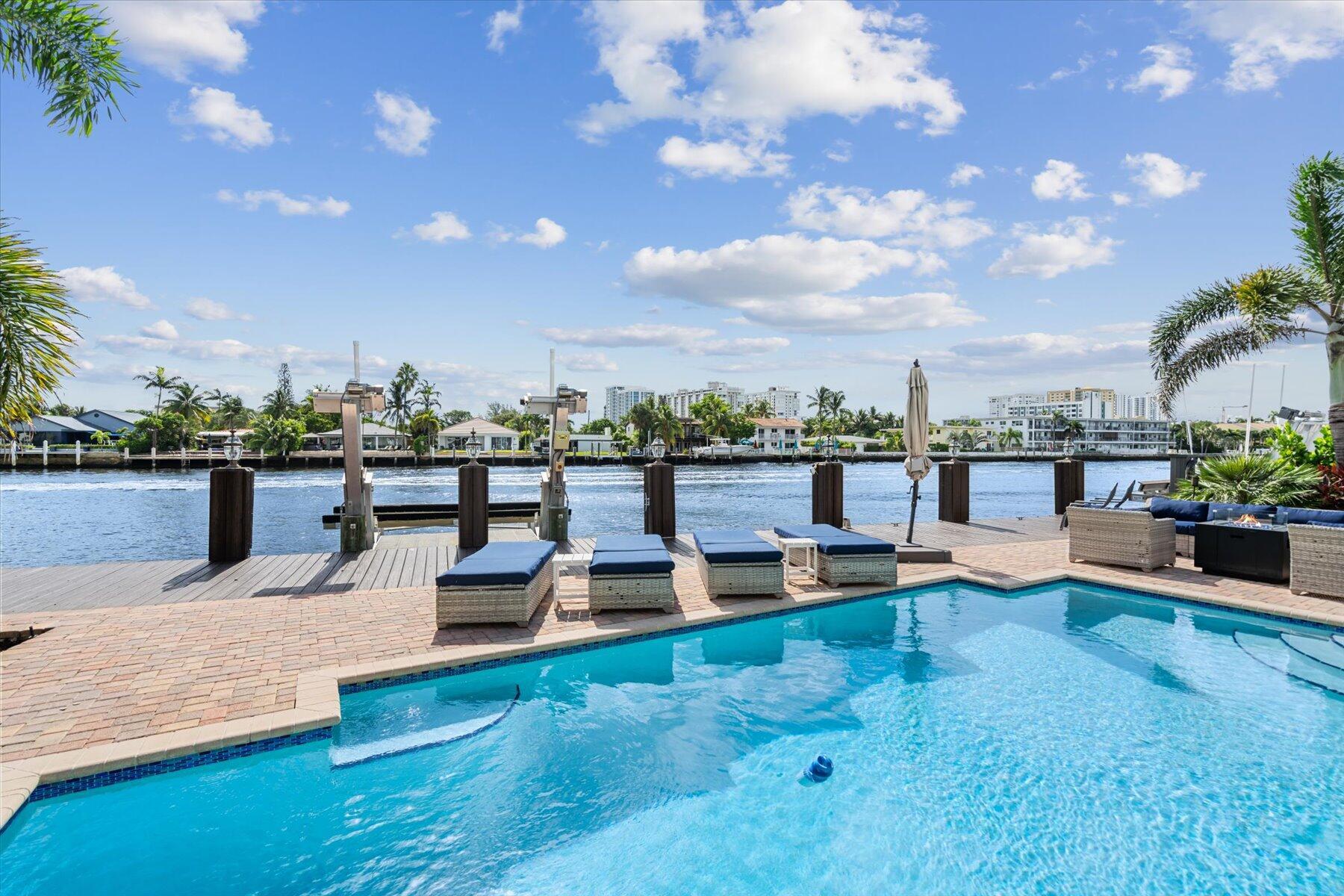 CYPRESS POINT - Residential