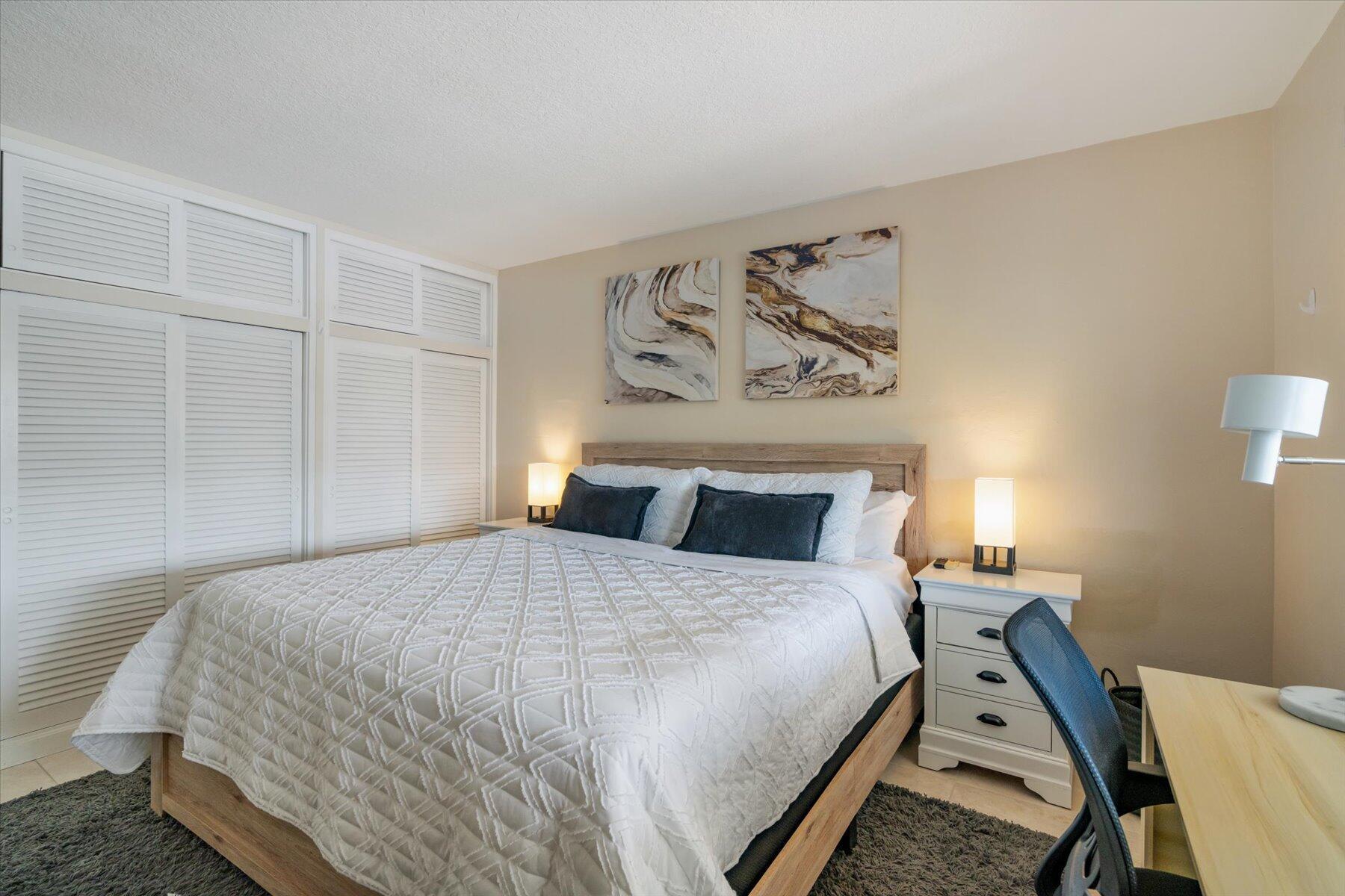 CYPRESS POINT - Residential