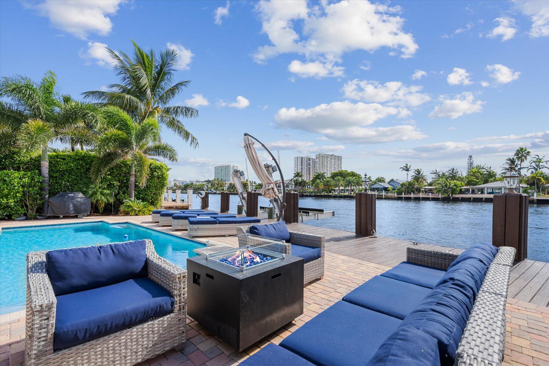 CYPRESS POINT - Residential