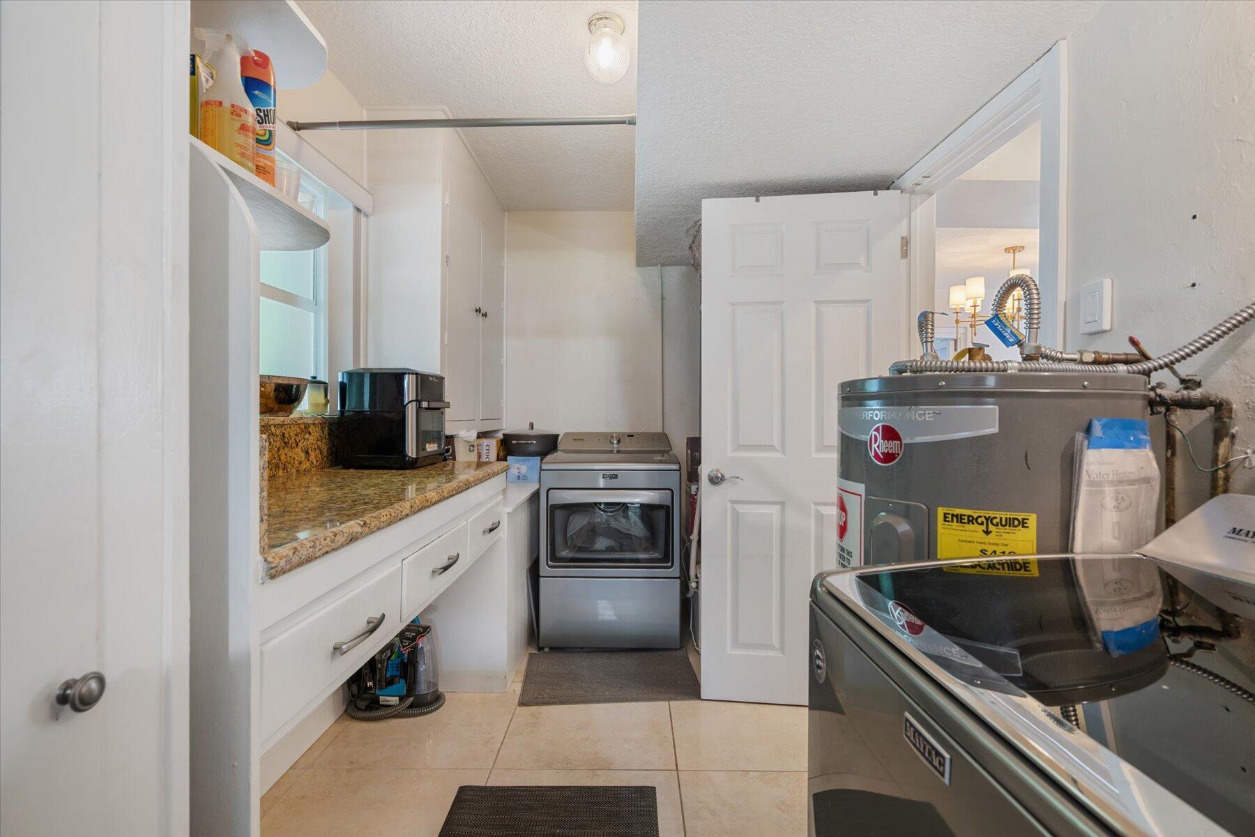 CYPRESS POINT - Residential