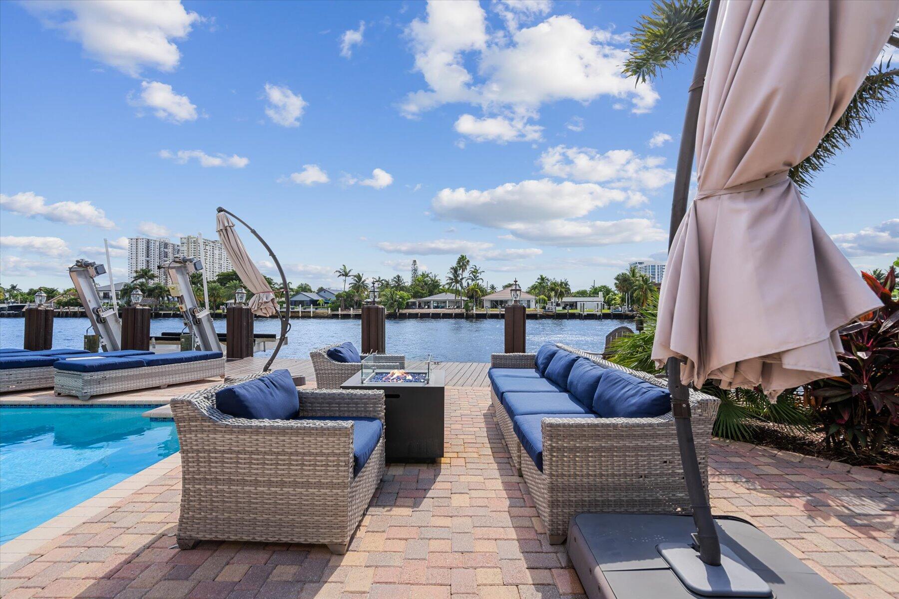 CYPRESS POINT - Residential