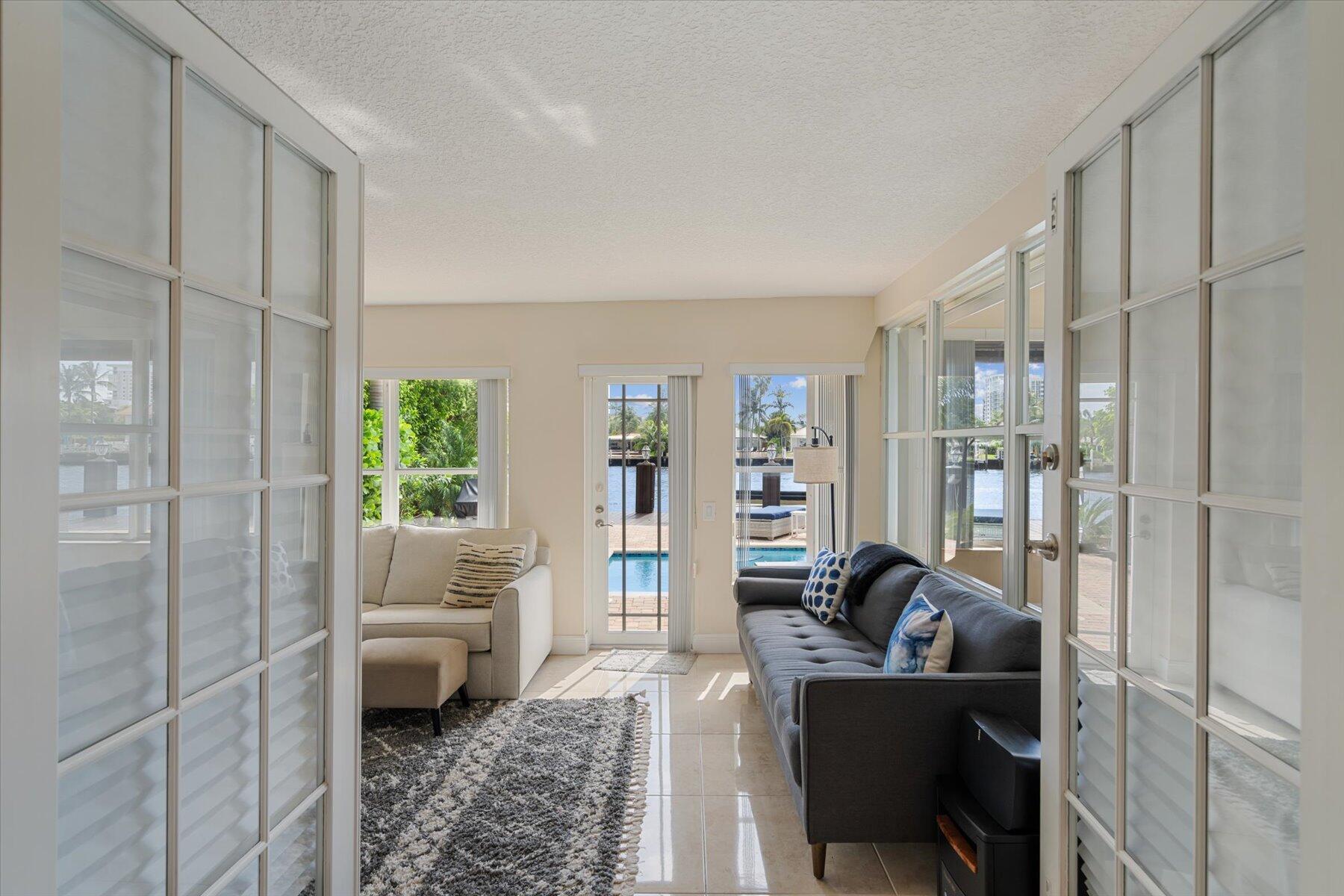 CYPRESS POINT - Residential