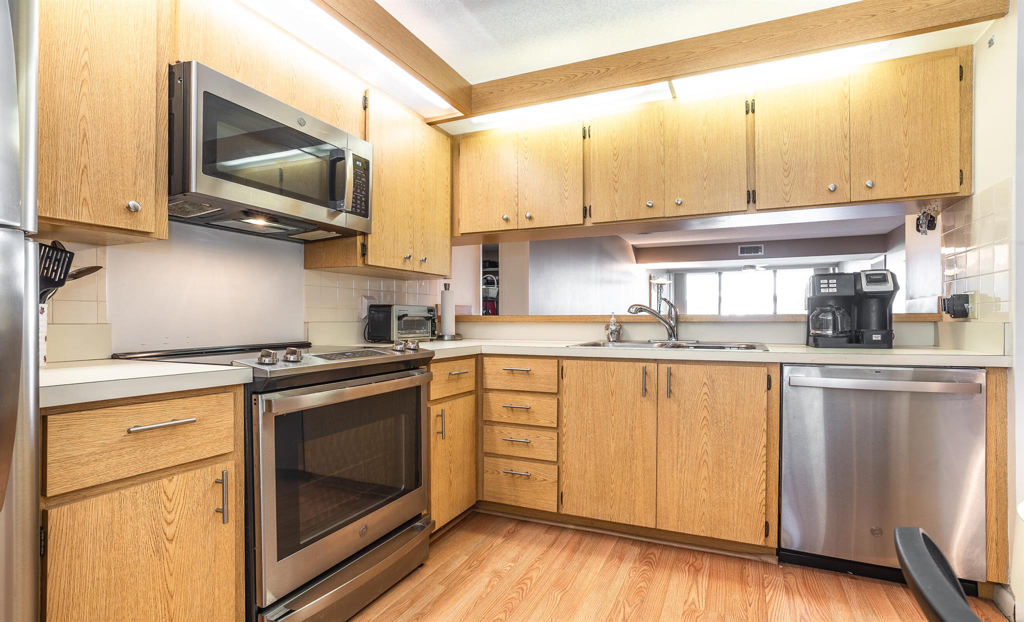 WHITEHALL CONDO AT CAMINO - Residential Lease