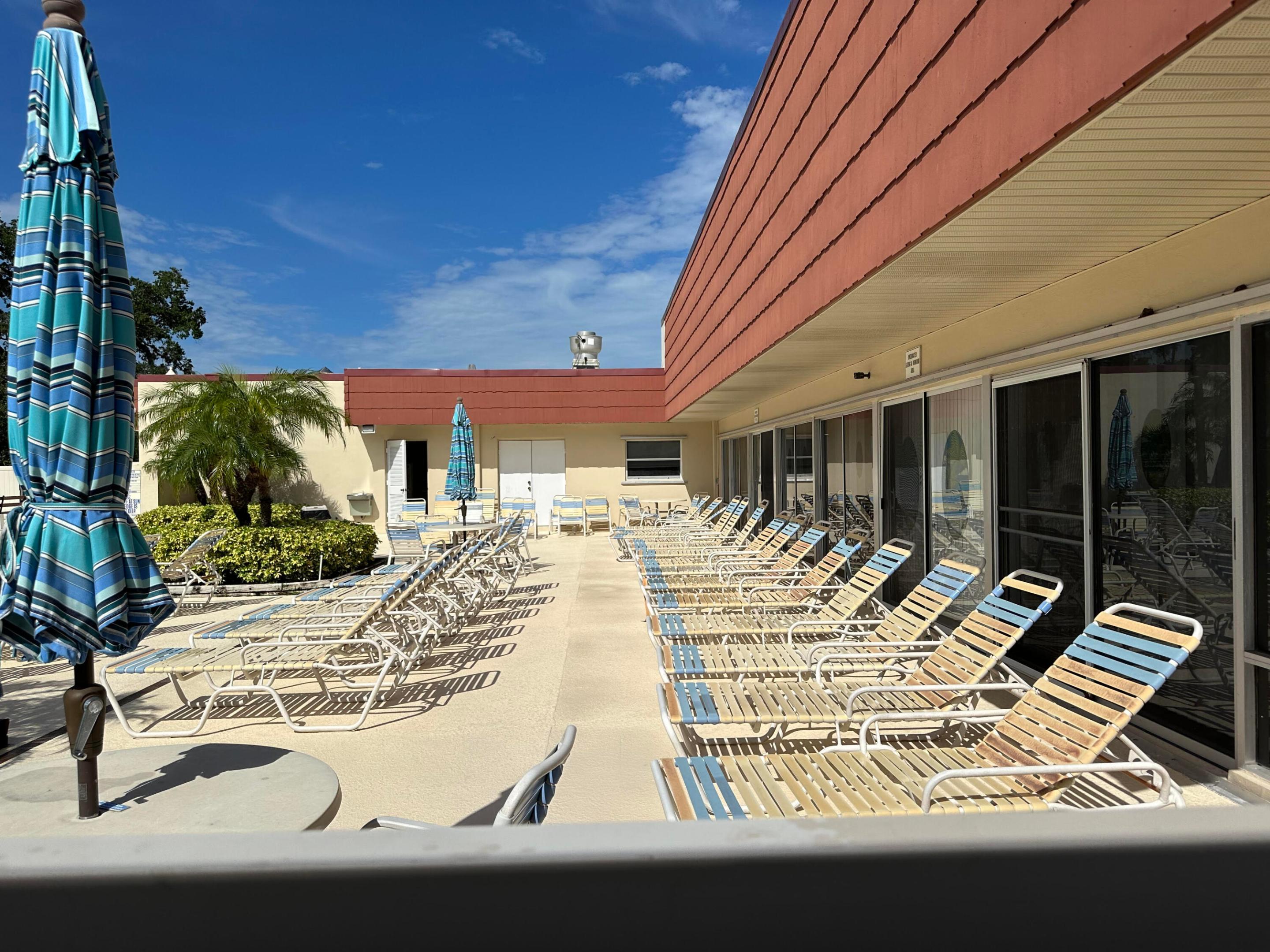 VISTA ROYALE PHASE IV BLDGS 83-111 - Residential