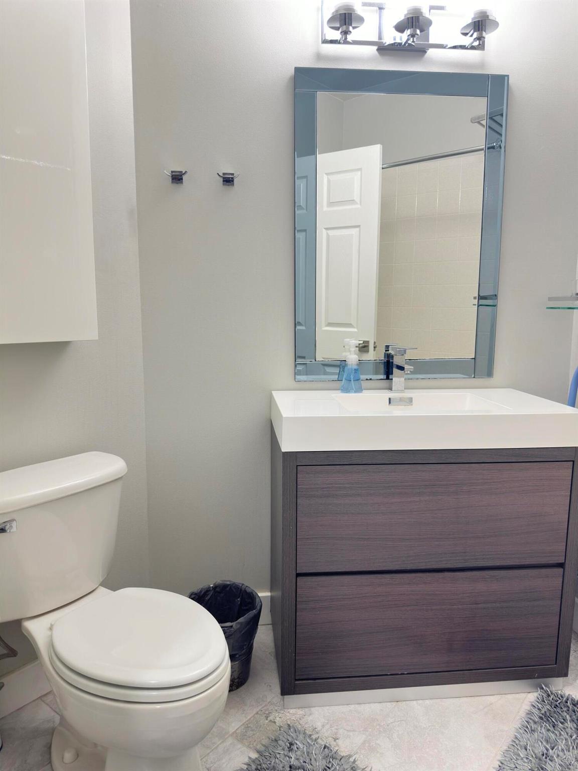 CASTLE PINES CONDOMINIUM - Residential Lease