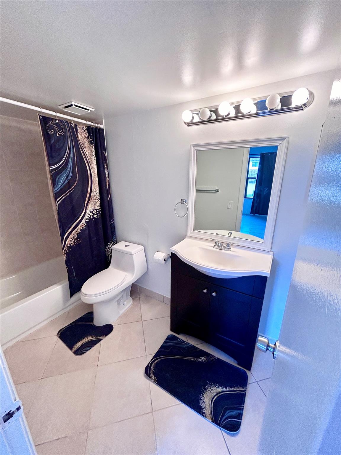 4221 W Mcnab Rd 39