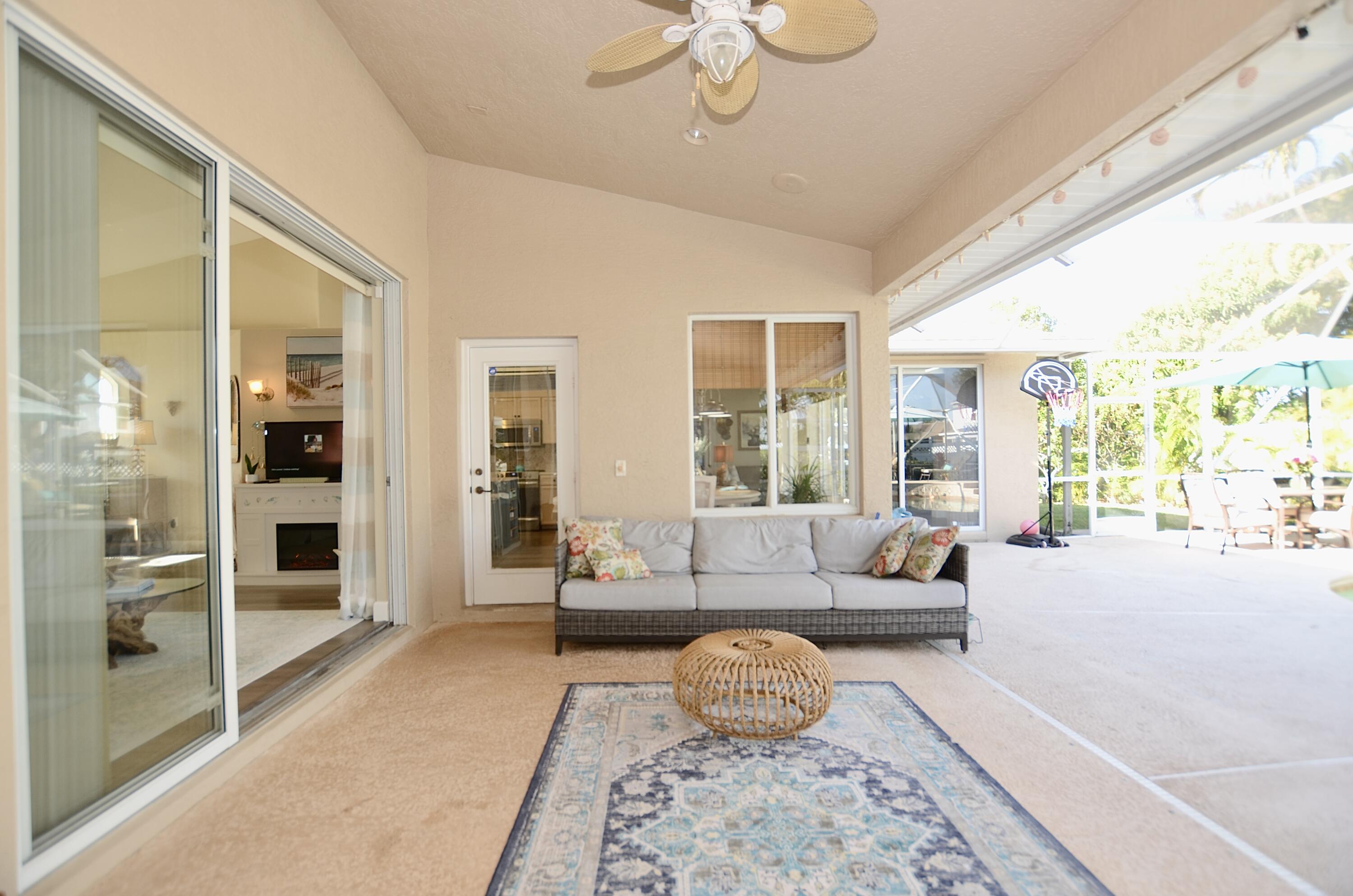 PORT ST LUCIE SECTION 21 - Residential