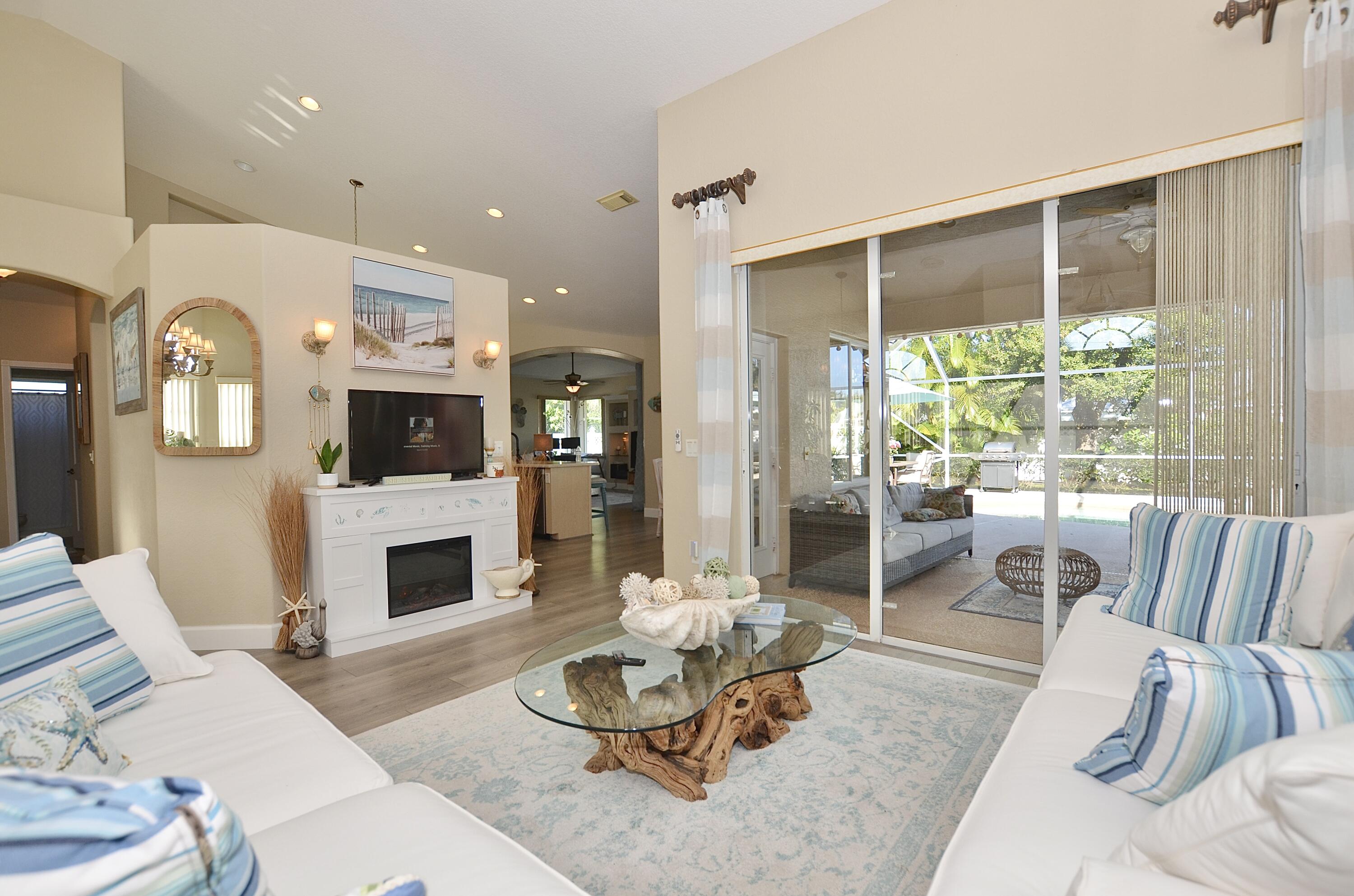 PORT ST LUCIE SECTION 21 - Residential