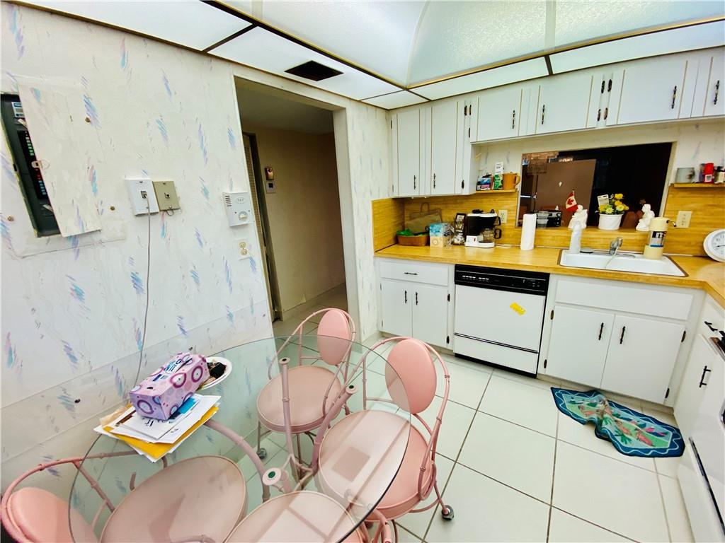 LAS VISTAS - Residential