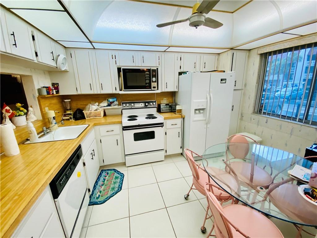 LAS VISTAS - Residential