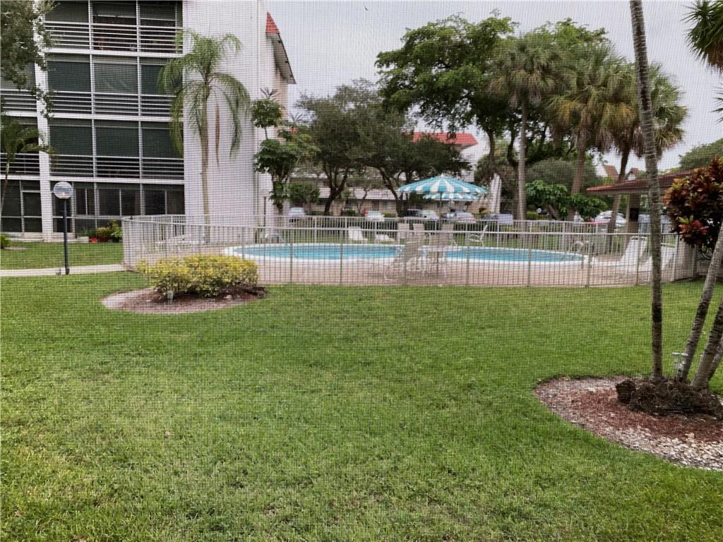 LAS VISTAS - Residential