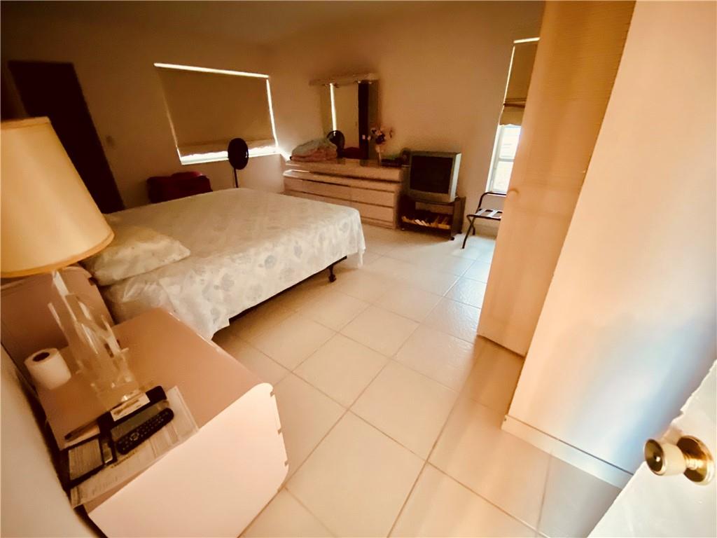 LAS VISTAS - Residential