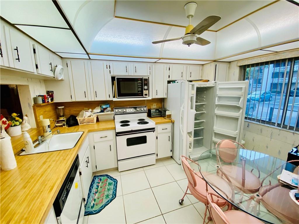 LAS VISTAS - Residential