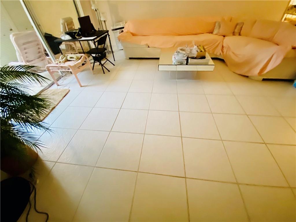 LAS VISTAS - Residential