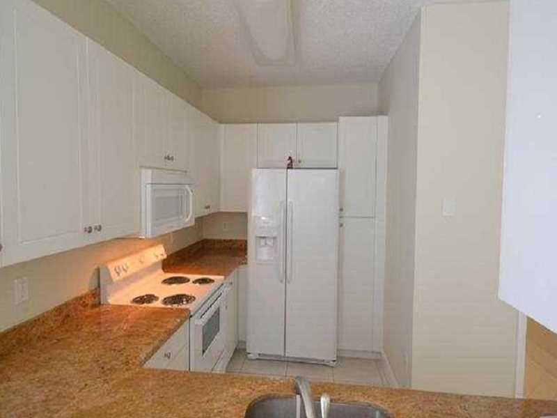 TOWNGATE - Residential Lease