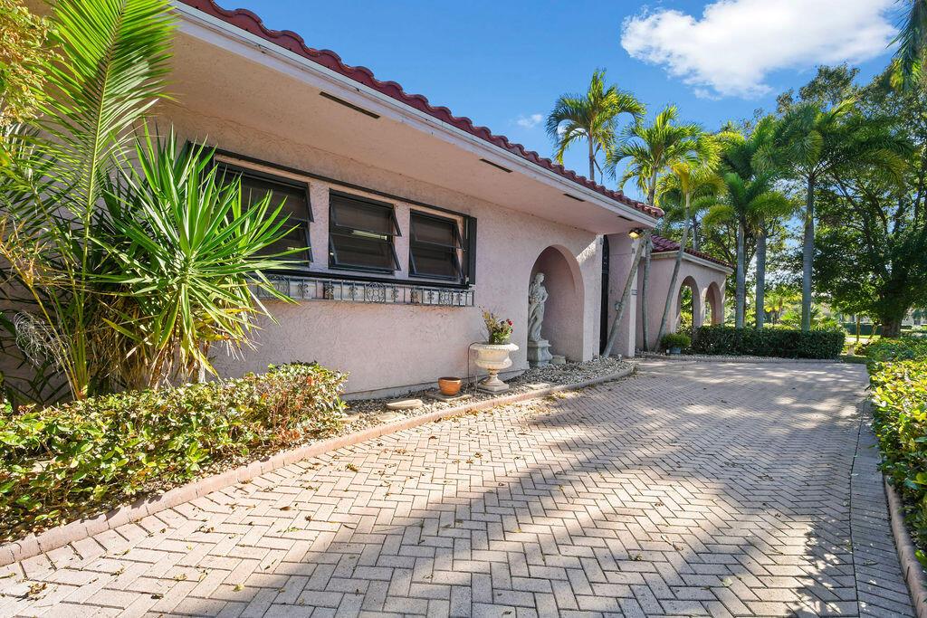 LOST LAKE -  HOBE SOUND - Residential