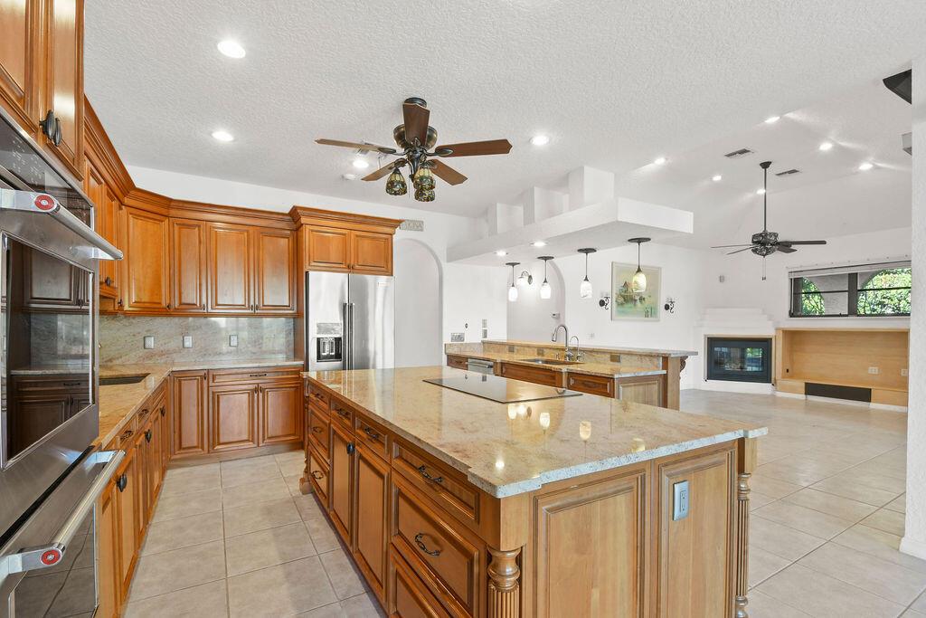 LOST LAKE -  HOBE SOUND - Residential