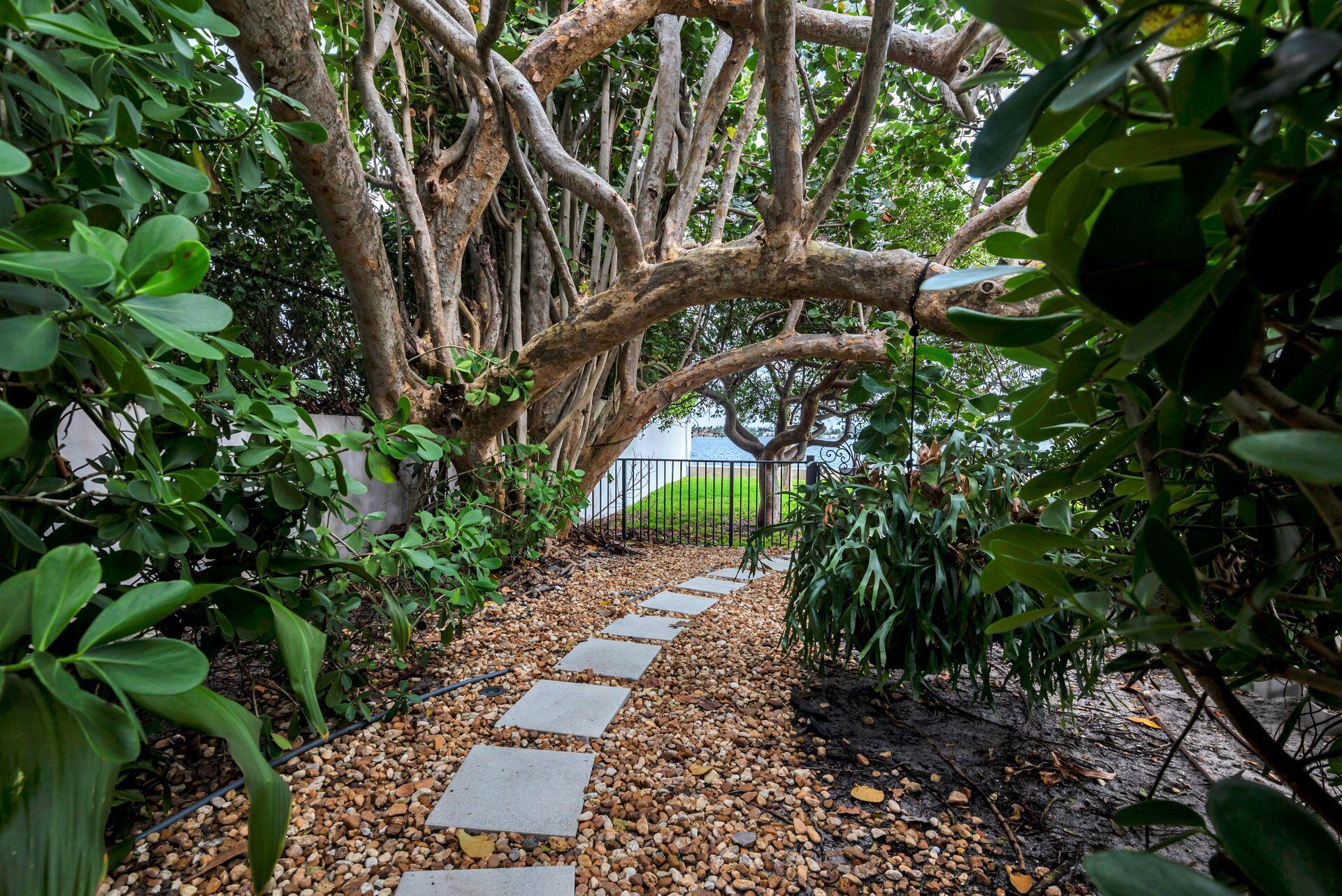 SOUTHLAND PARK - Residential