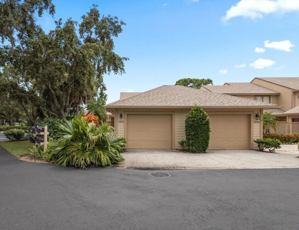 Photo of 6212 SE Georgetown Place #301, Hobe Sound, FL 33455 (MLS # R10916900)