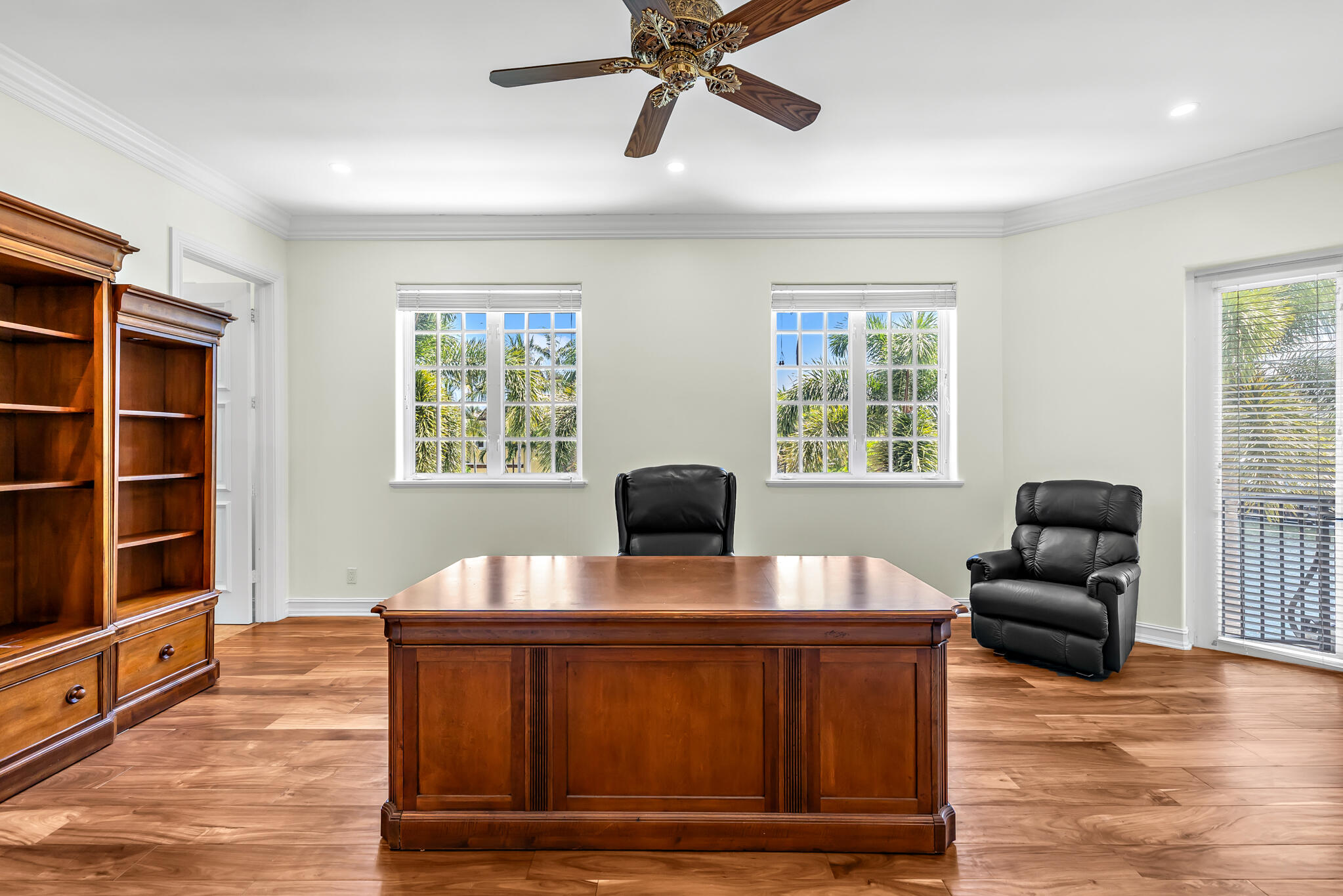 VENETIAN ISLES 1ST SEC - Residential