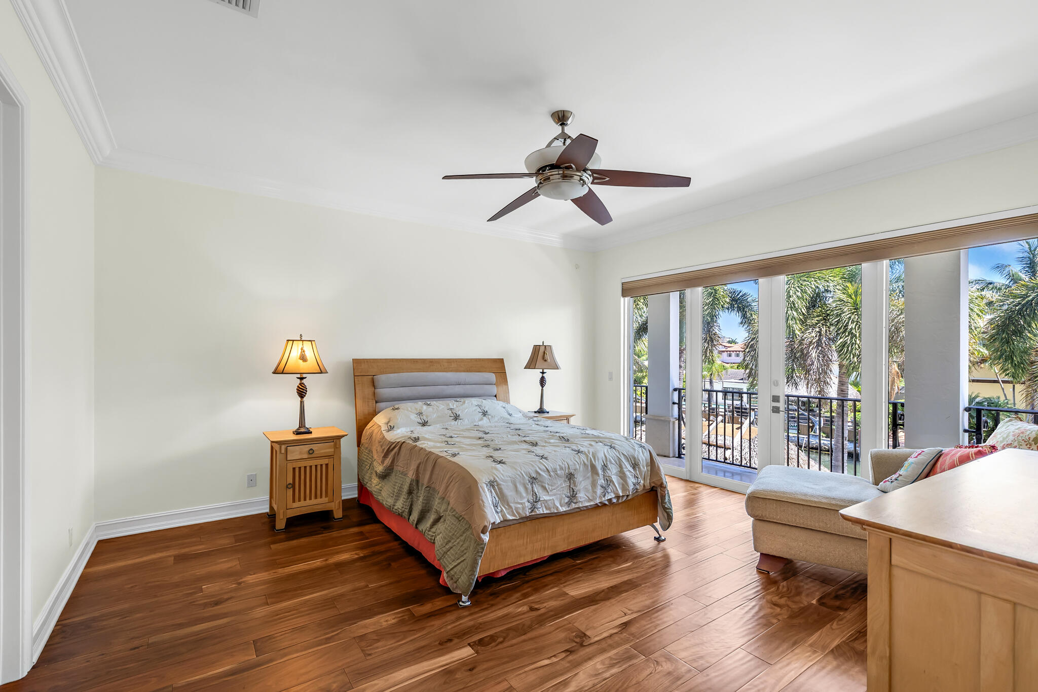 VENETIAN ISLES 1ST SEC - Residential