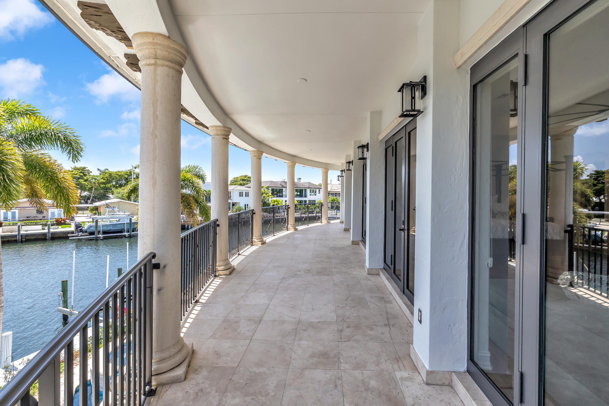 VENETIAN ISLES 1ST SEC - Residential