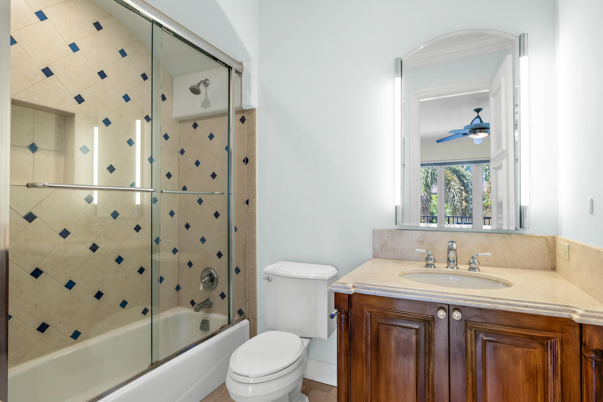 VENETIAN ISLES 1ST SEC - Residential