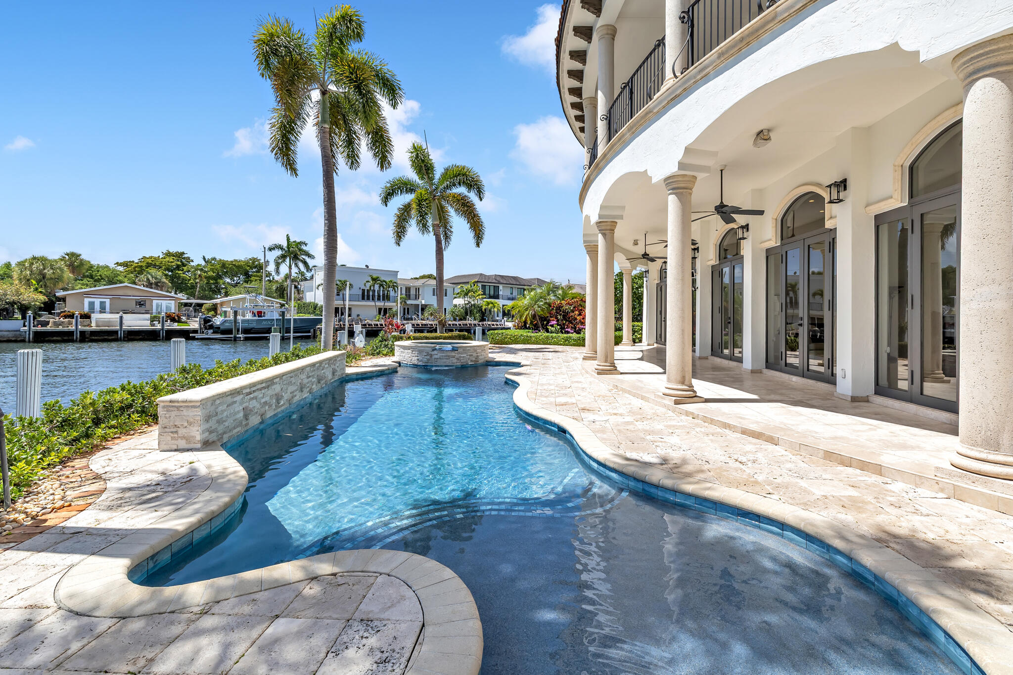 VENETIAN ISLES 1ST SEC - Residential