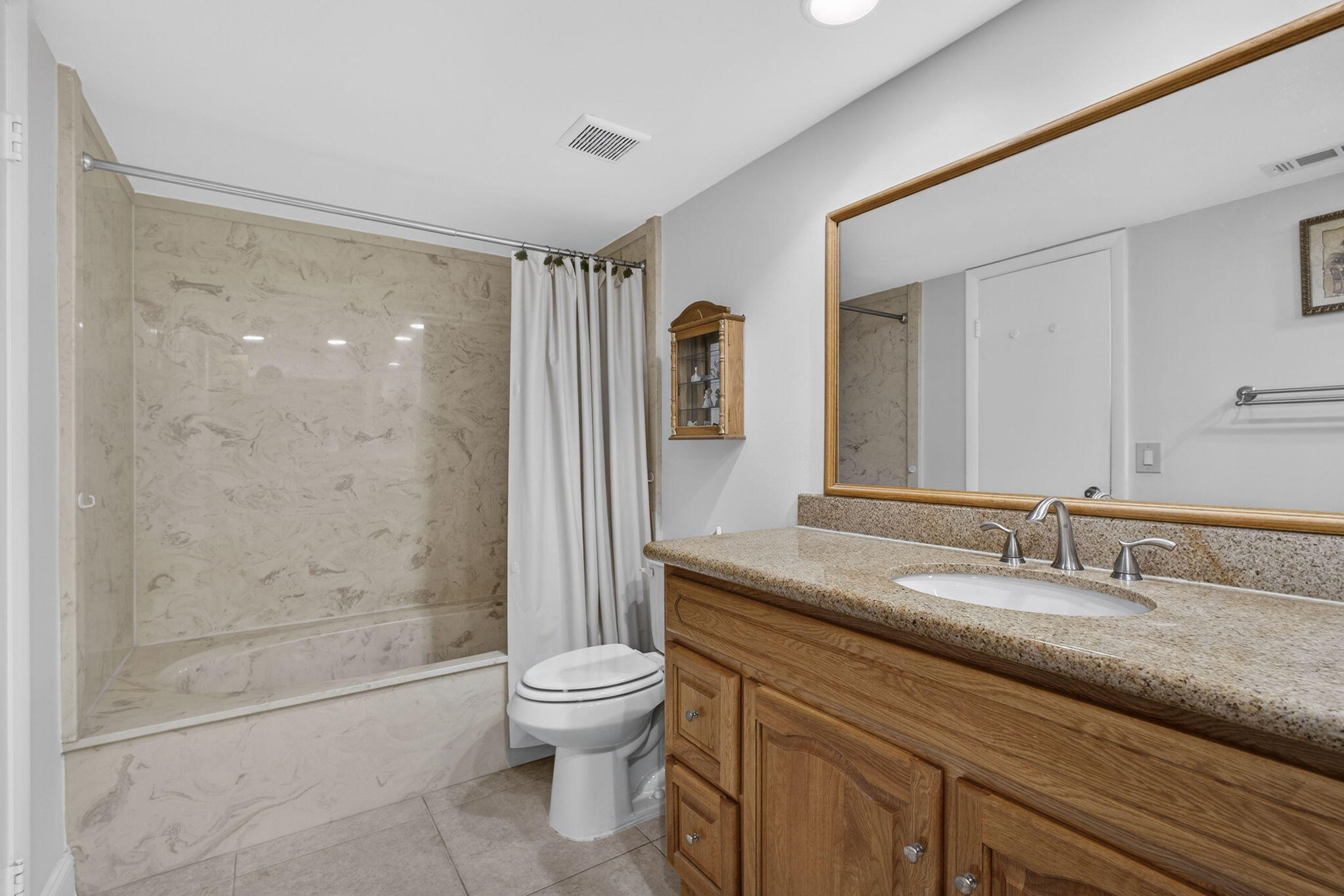 WESTWOOD GARDENS 1 - Residential