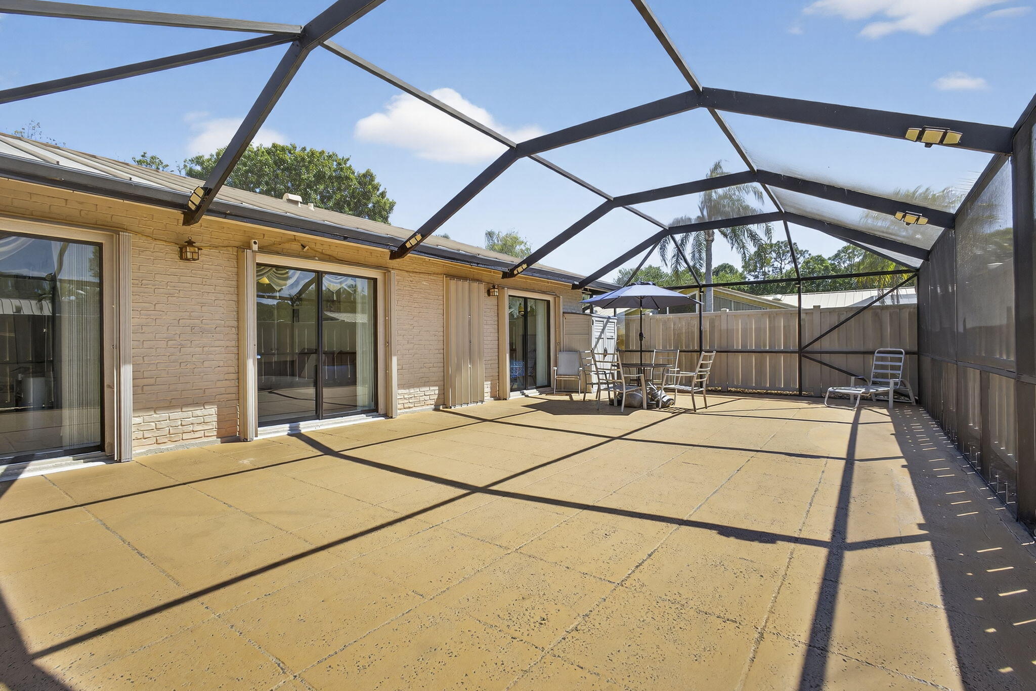 WESTWOOD GARDENS 1 - Residential