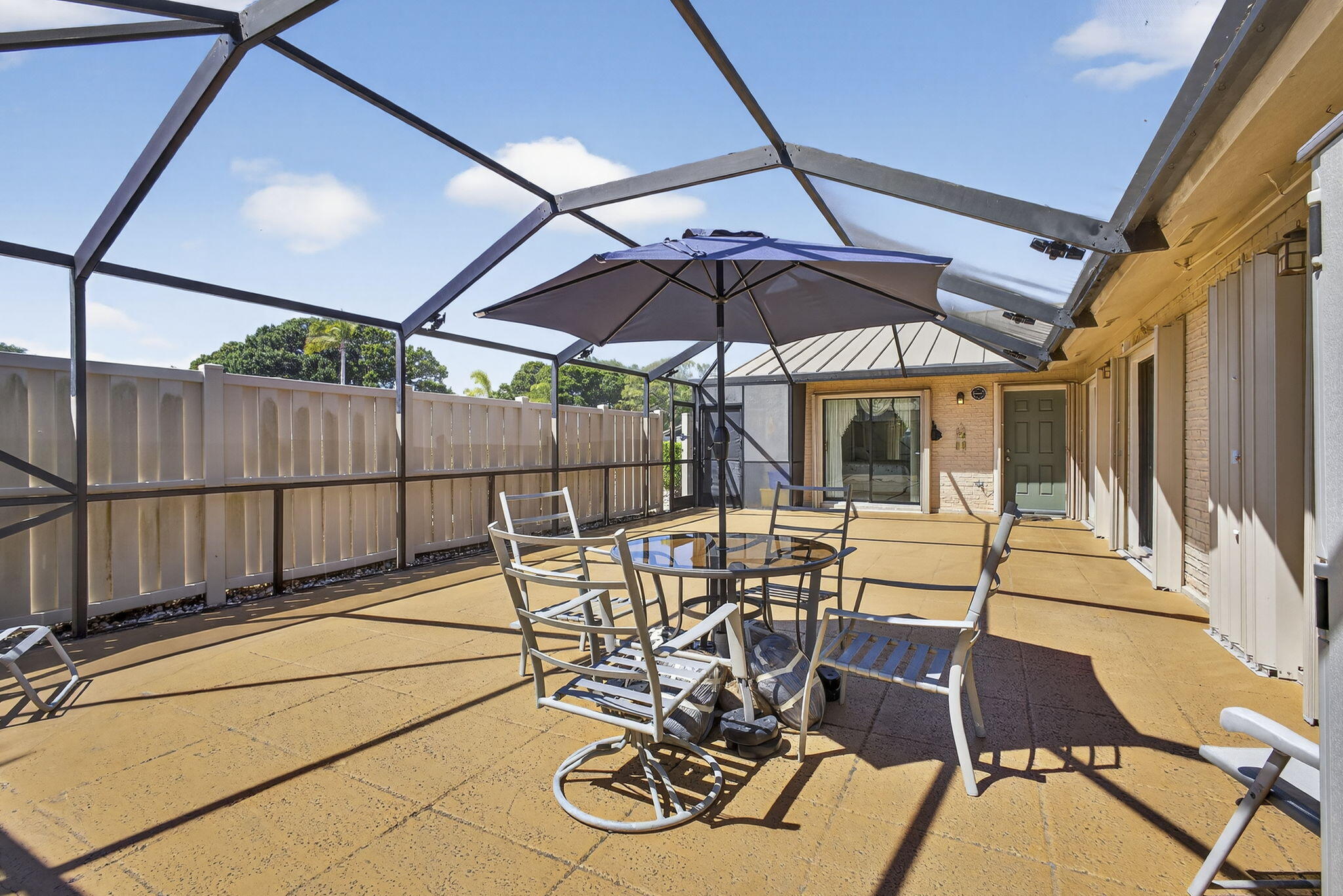 WESTWOOD GARDENS 1 - Residential