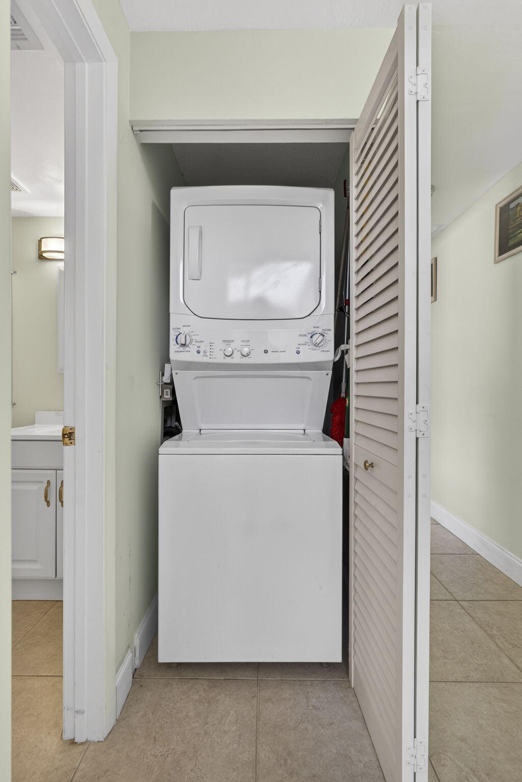 WESTWOOD GARDENS 1 - Residential