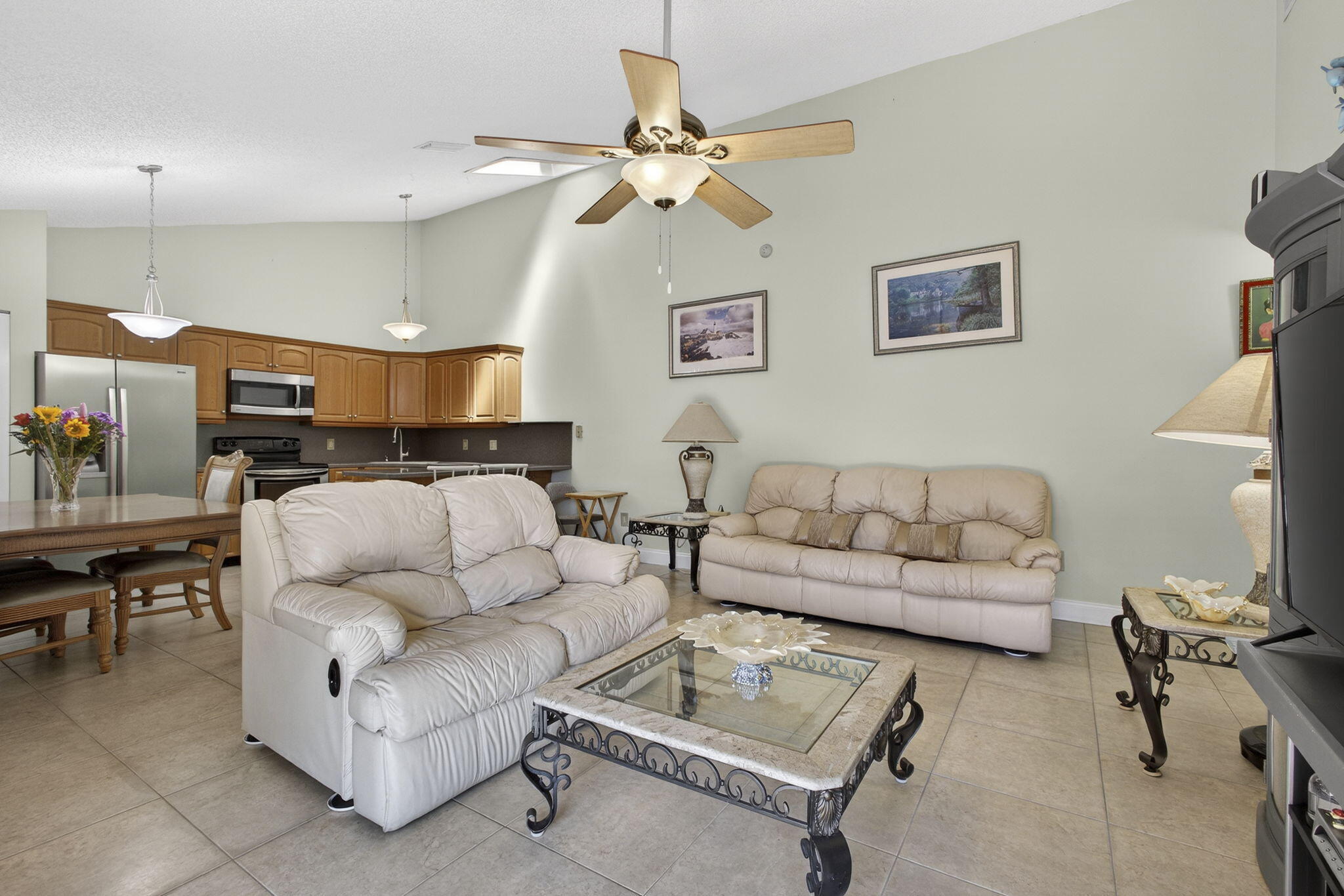 WESTWOOD GARDENS 1 - Residential