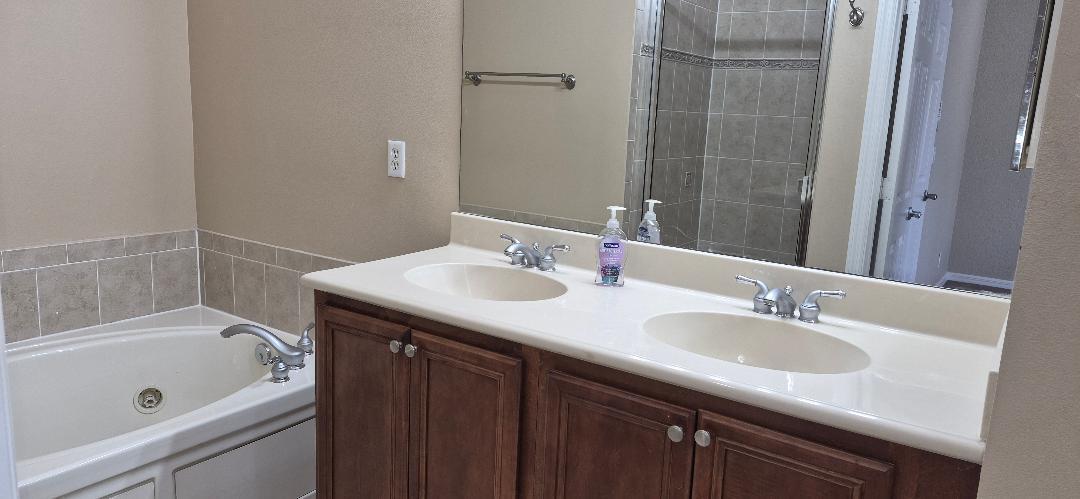 BOTANICA - Residential Lease