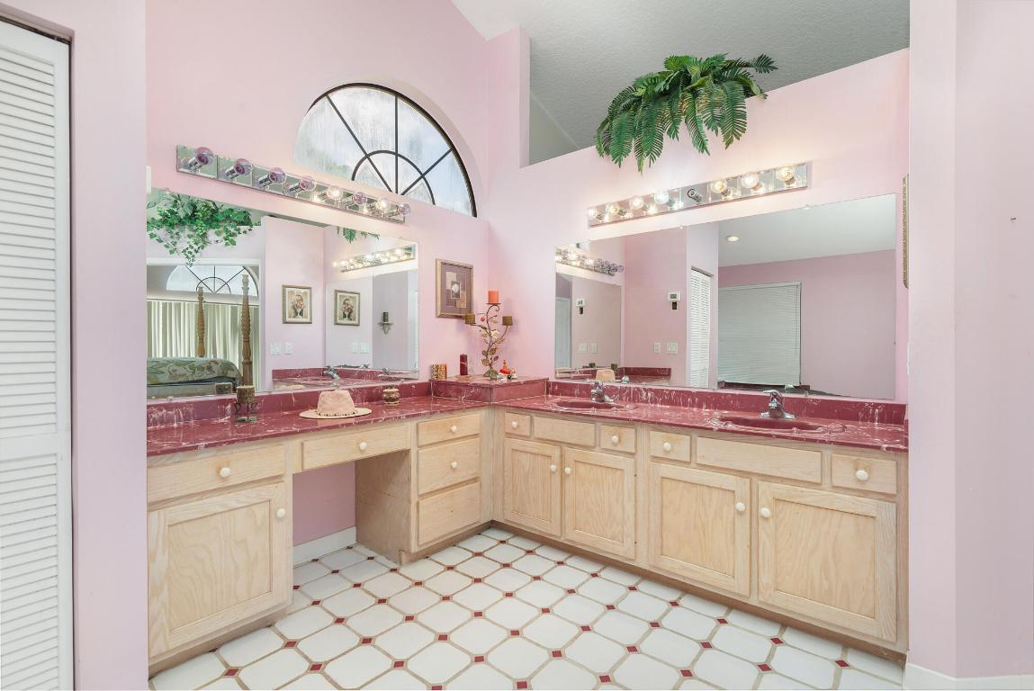 Palm Beach Gardens, Florida, 33418, United States, 4 Bedrooms Bedrooms, ,4 BathroomsBathrooms,Residential,Contingent,2024524