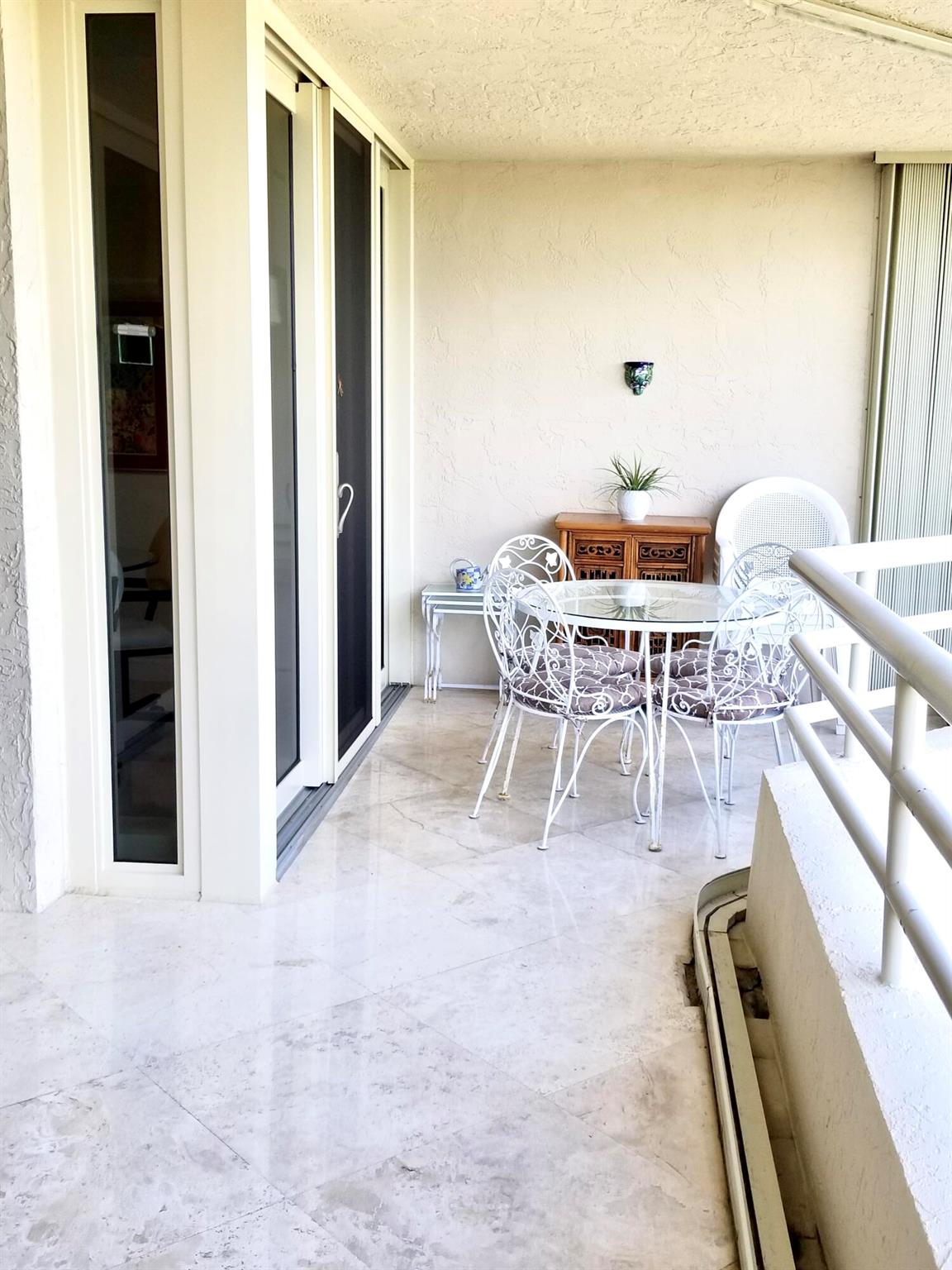 SEA RANCH CLUB OF BOCA - Residential Lease