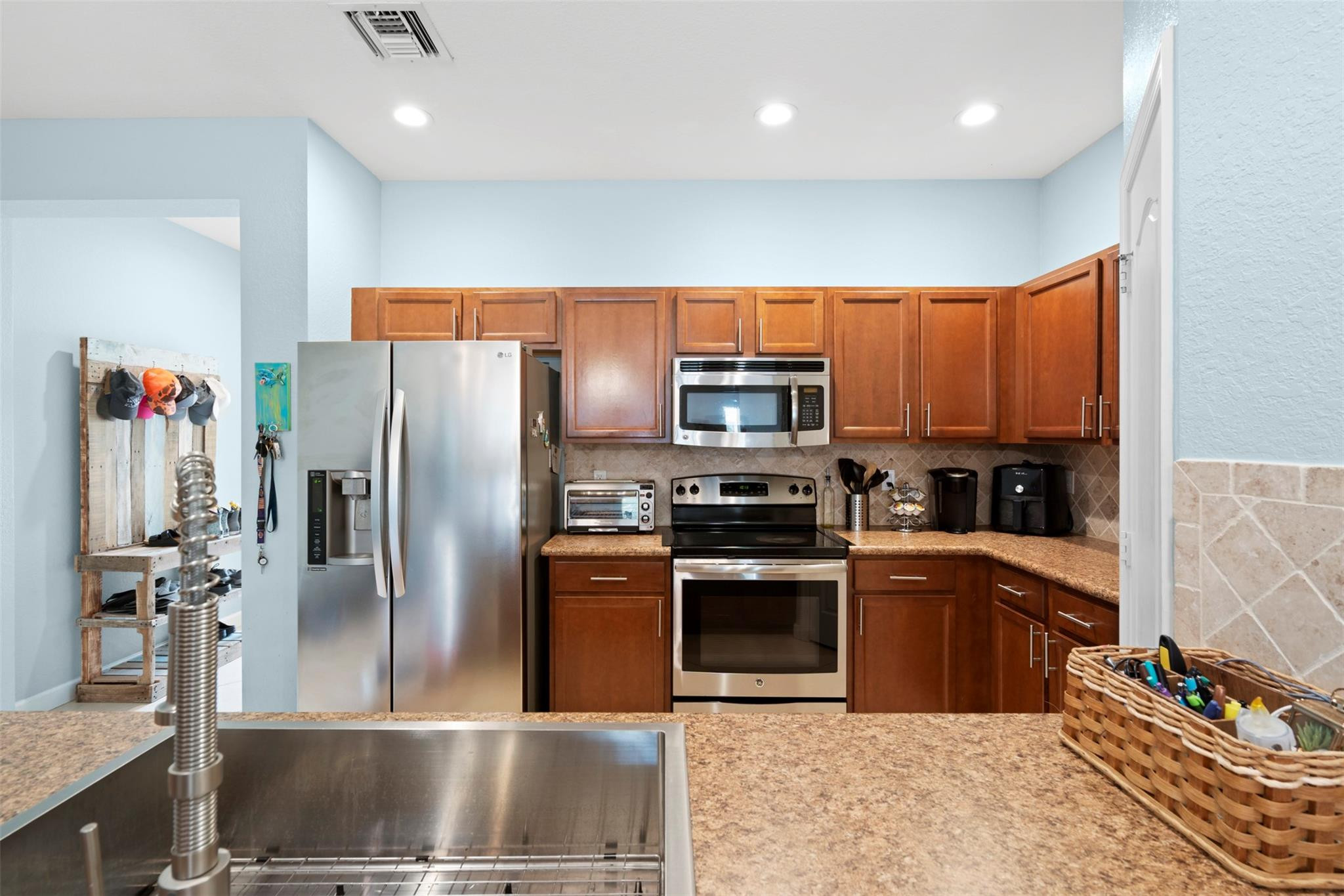 River Marina PUD Ph 3 & 5 - Residential Lease