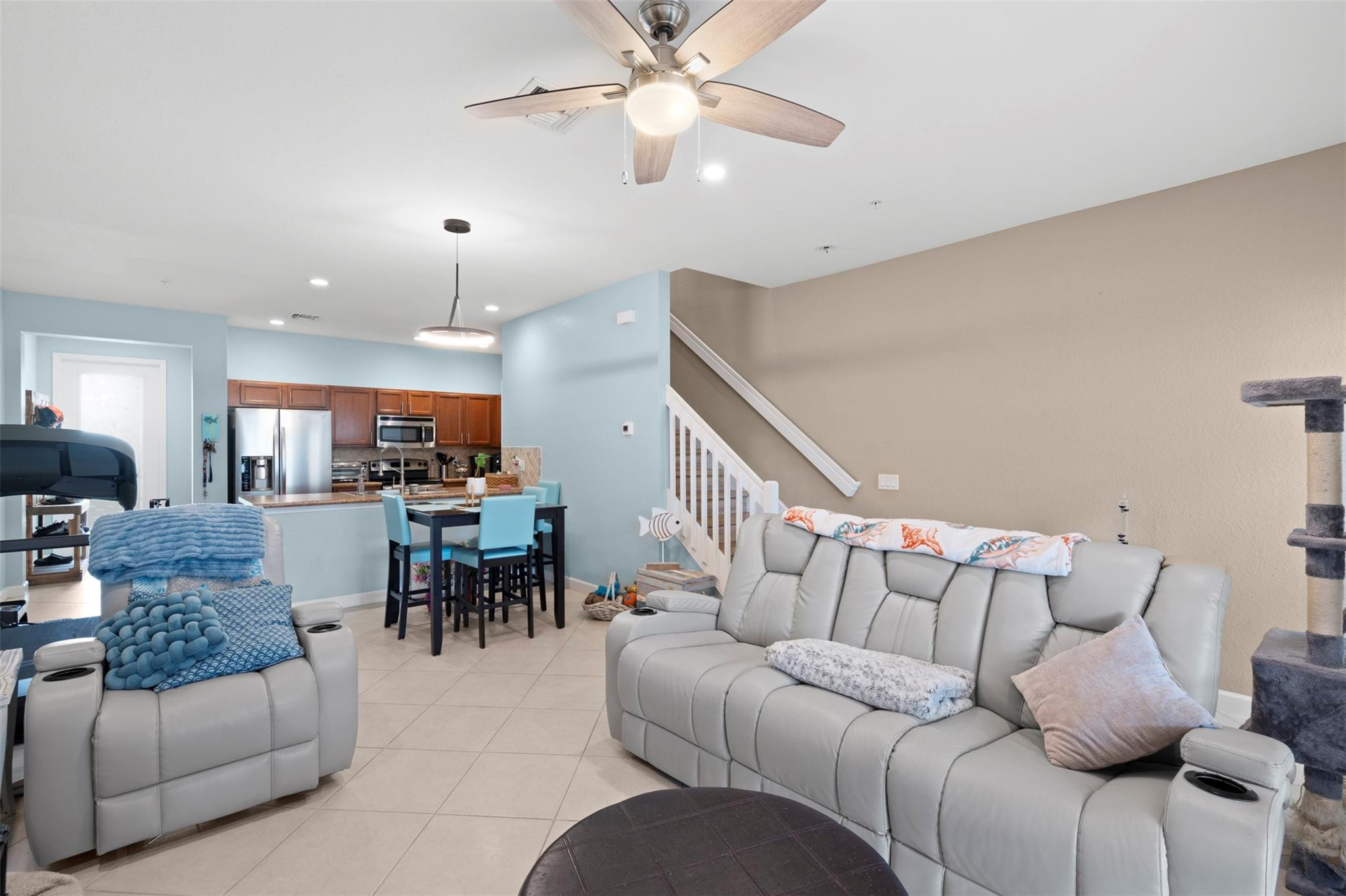 River Marina PUD Ph 3 & 5 - Residential Lease