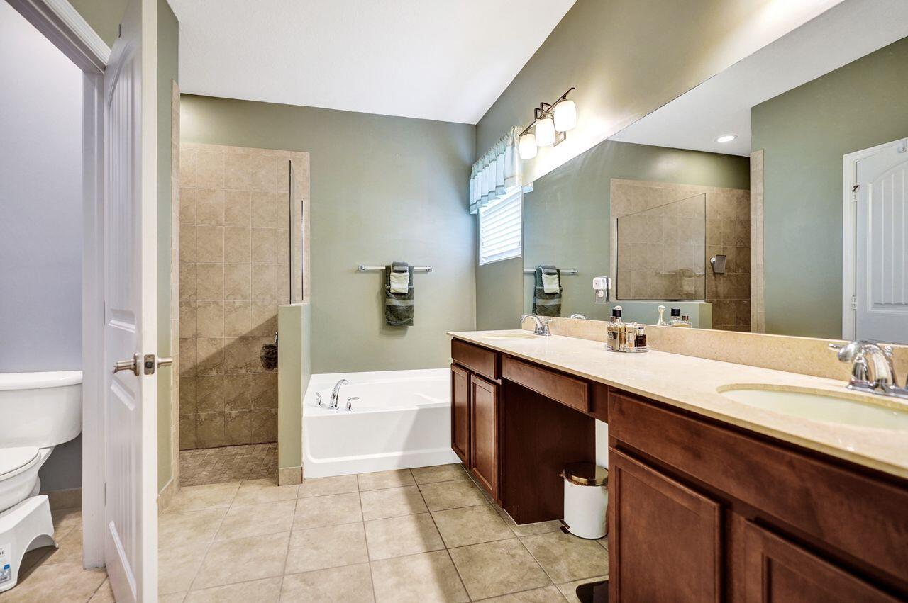 LYONS RANCHES - Residential Lease