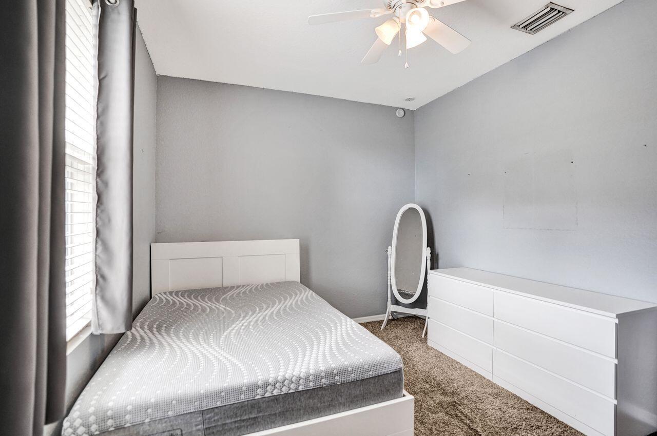 LYONS RANCHES - Residential Lease